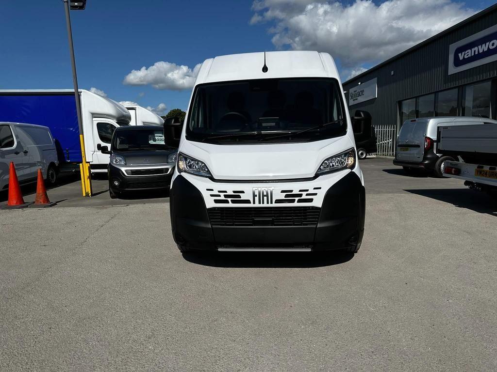 Fiat Ducato Panel Van 2.2 MultijetIII 35 L2 H2 Euro 6 (s/s) 5dr null Image 2