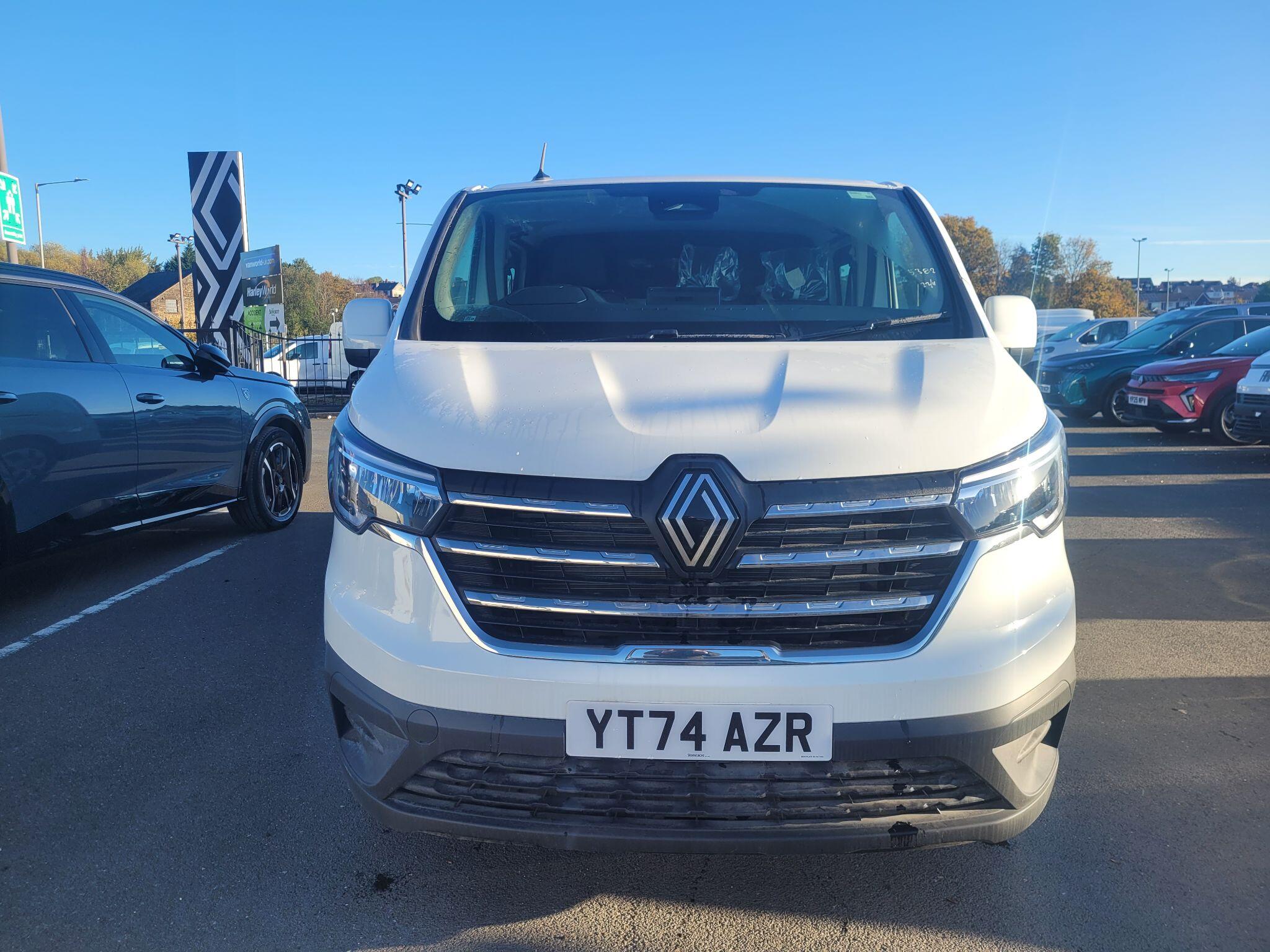 Renault Trafic Image 2