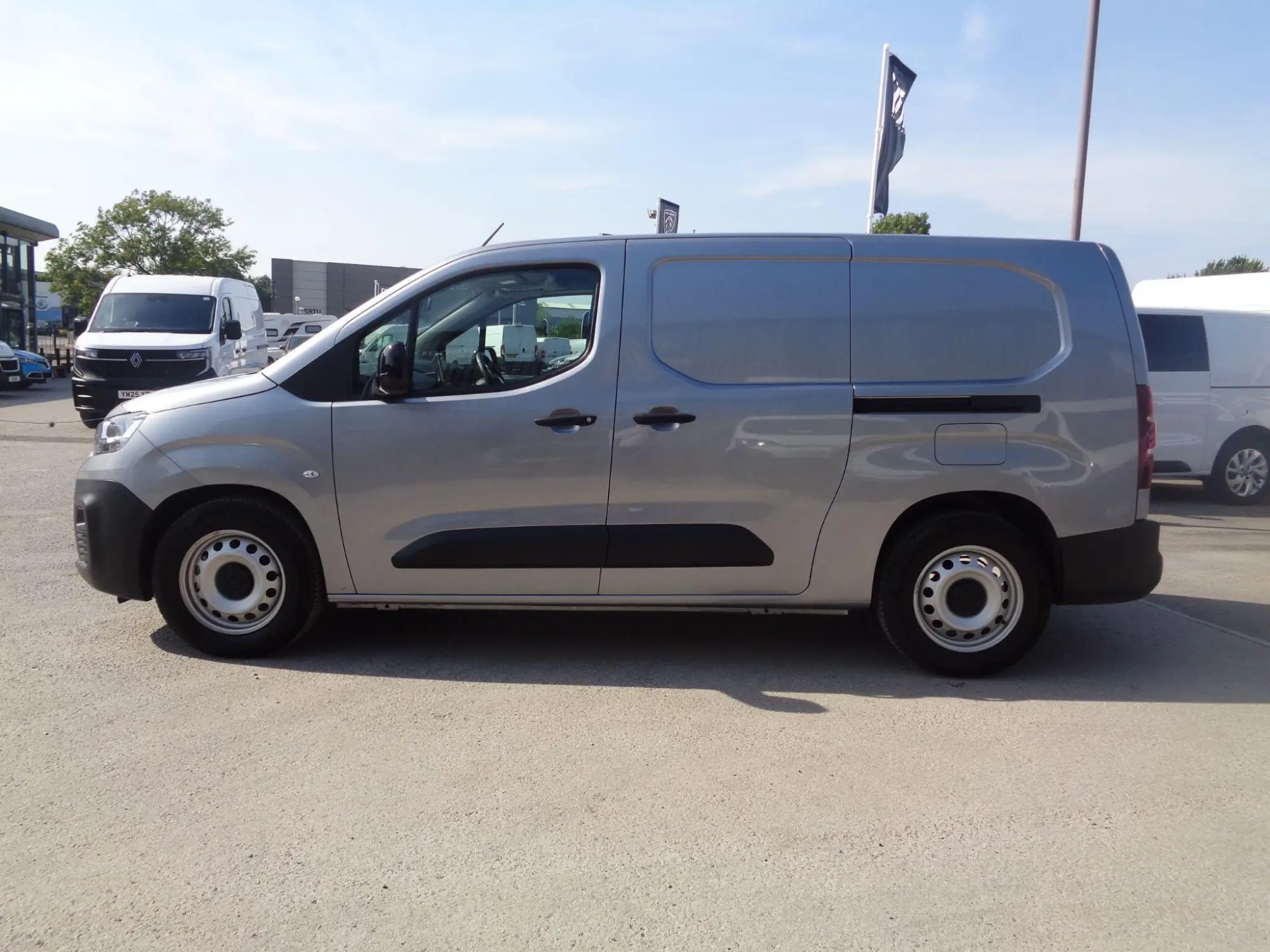 Fiat E-Doblo Panel Van Image 7 Fiat E-Doblo Panel Van Image 7