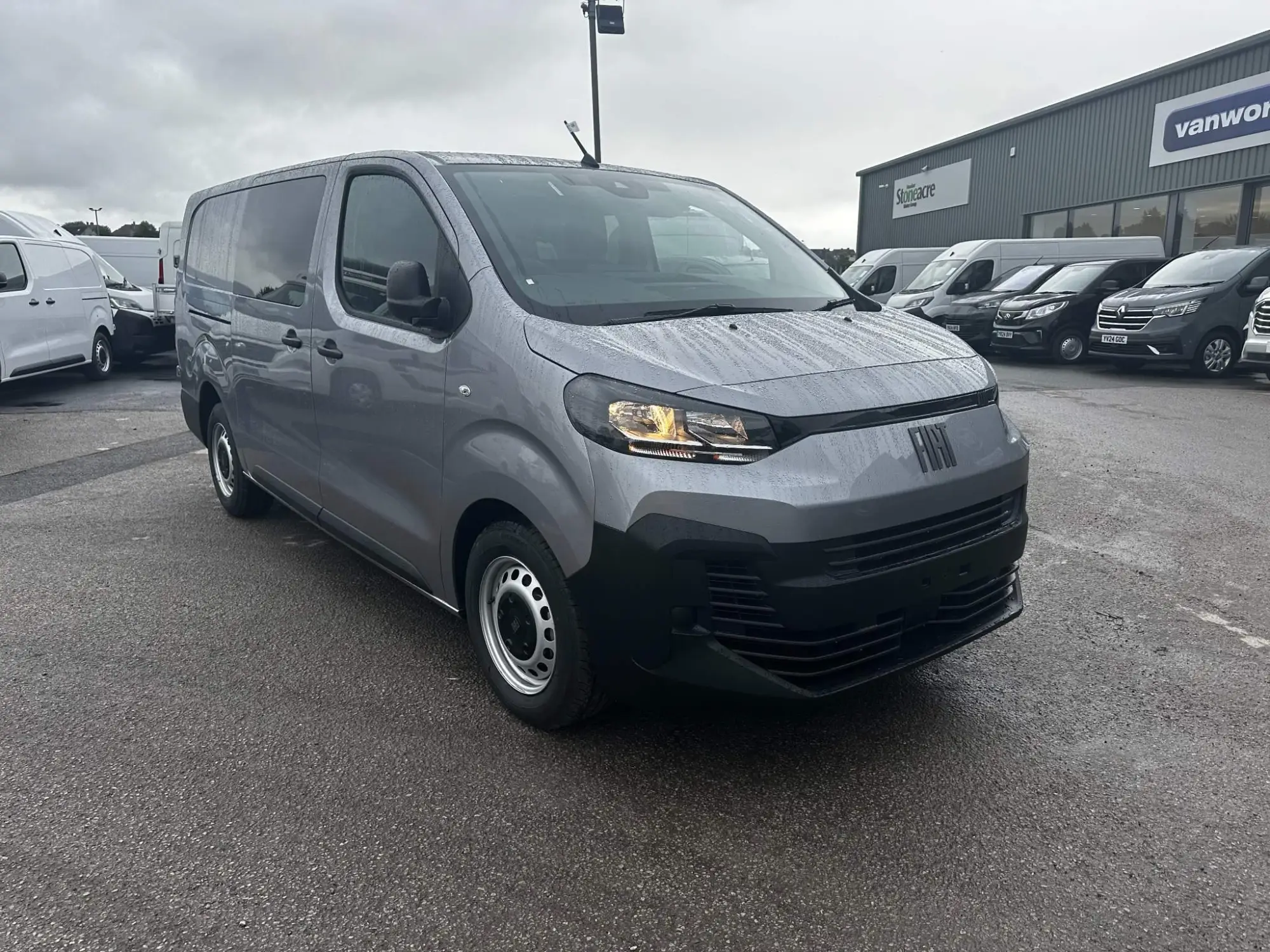 Fiat Scudo Crew Van 2.0 Multijet Crew Van LWB Euro 6 6dr Image 1