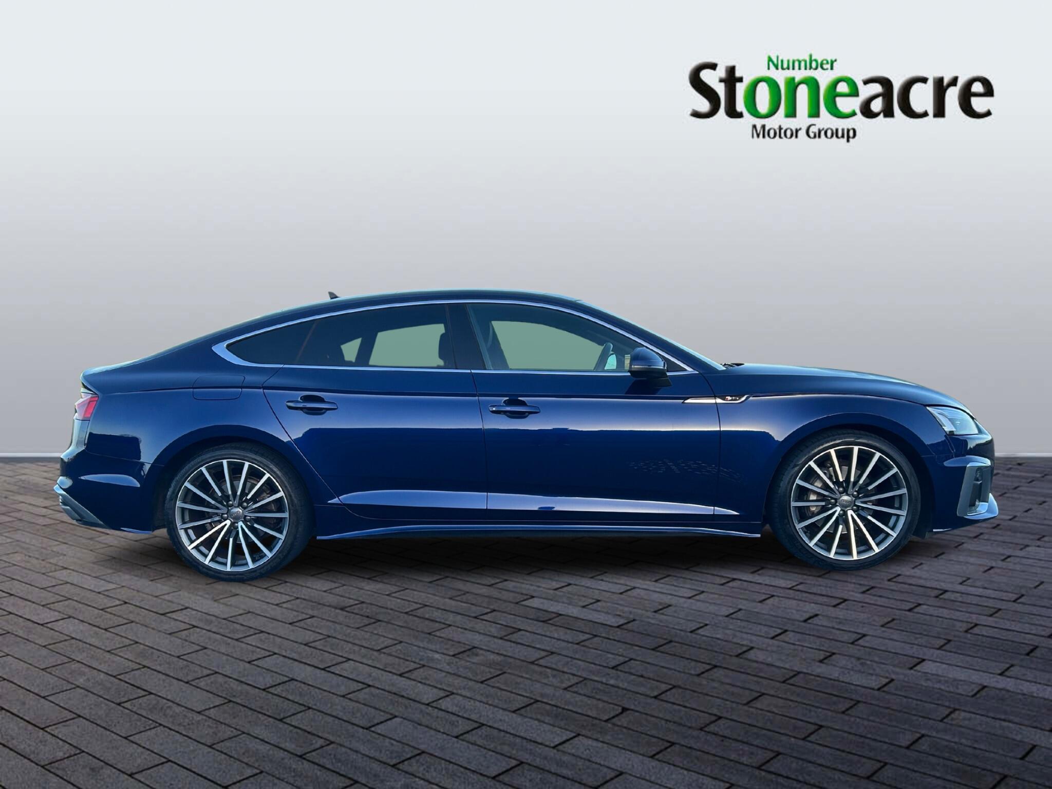 Audi A5 Sportback 2.0 TFSI 40 S line Sportback S Tronic Euro 6 (s/s) 5dr DA70DZD Image 2