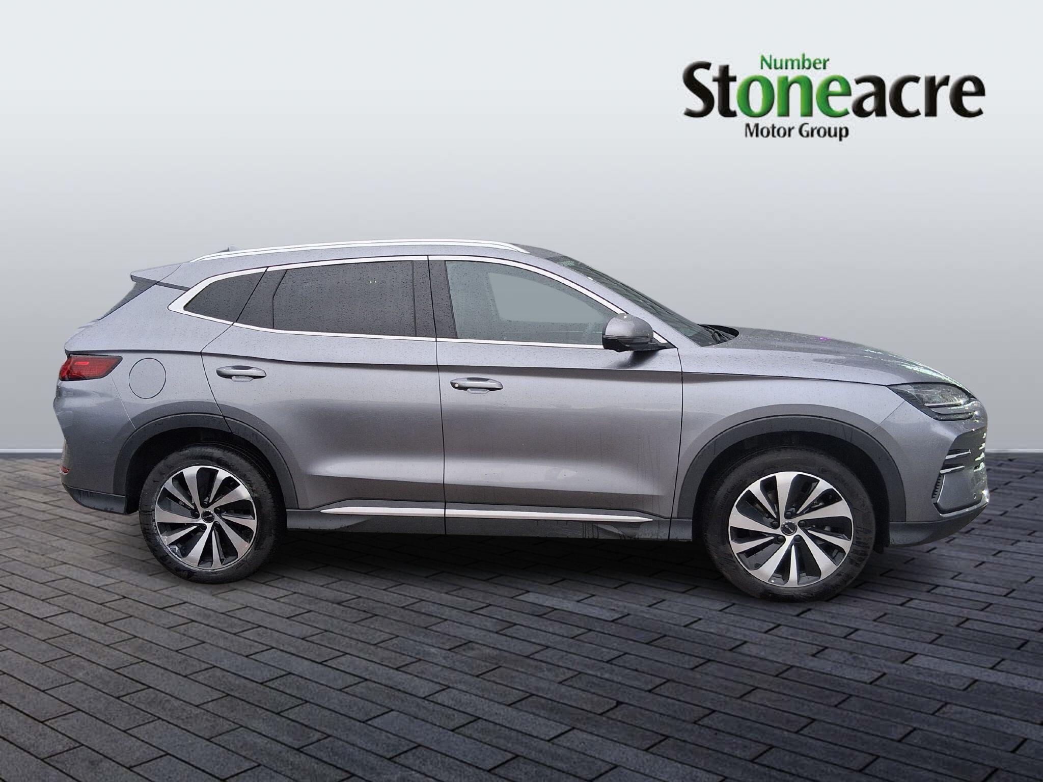 BYD Seal U 1.5 DM-i 18.3kWh Design CVT Auto AWD Euro 6 (s/s) 5dr MA25JWV Image 2