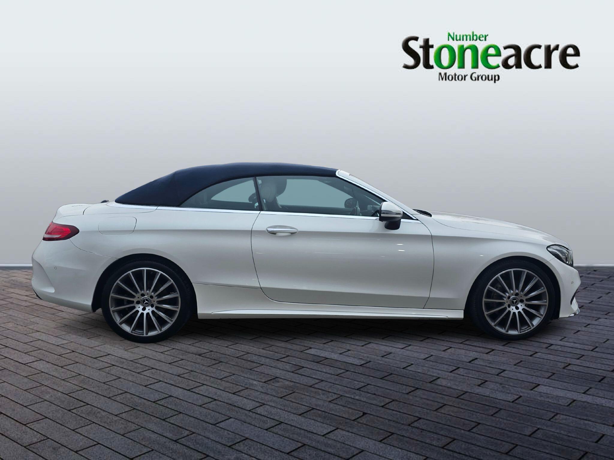Mercedes-Benz C-Class 2.0 C200 AMG Line (Premium Plus) Cabriolet G-Tronic+ Euro 6 (s/s) 2dr LB17UMA Image 2