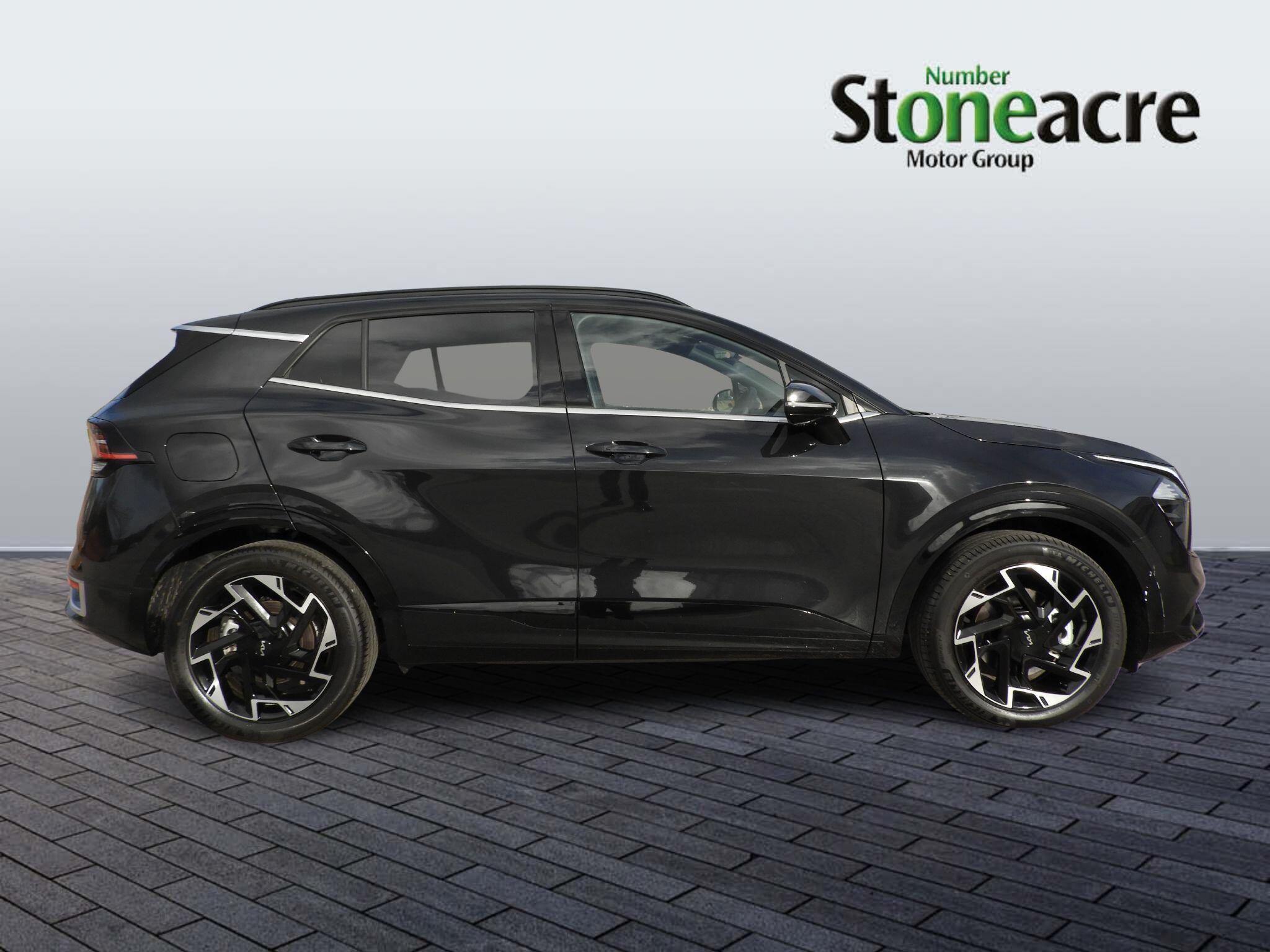 Kia Sportage Plug-In Hybrid 1.6 T-GDi 13.8kWh GT-Line Auto AWD Euro 6 (s/s) 5dr DK75XFT Image 2