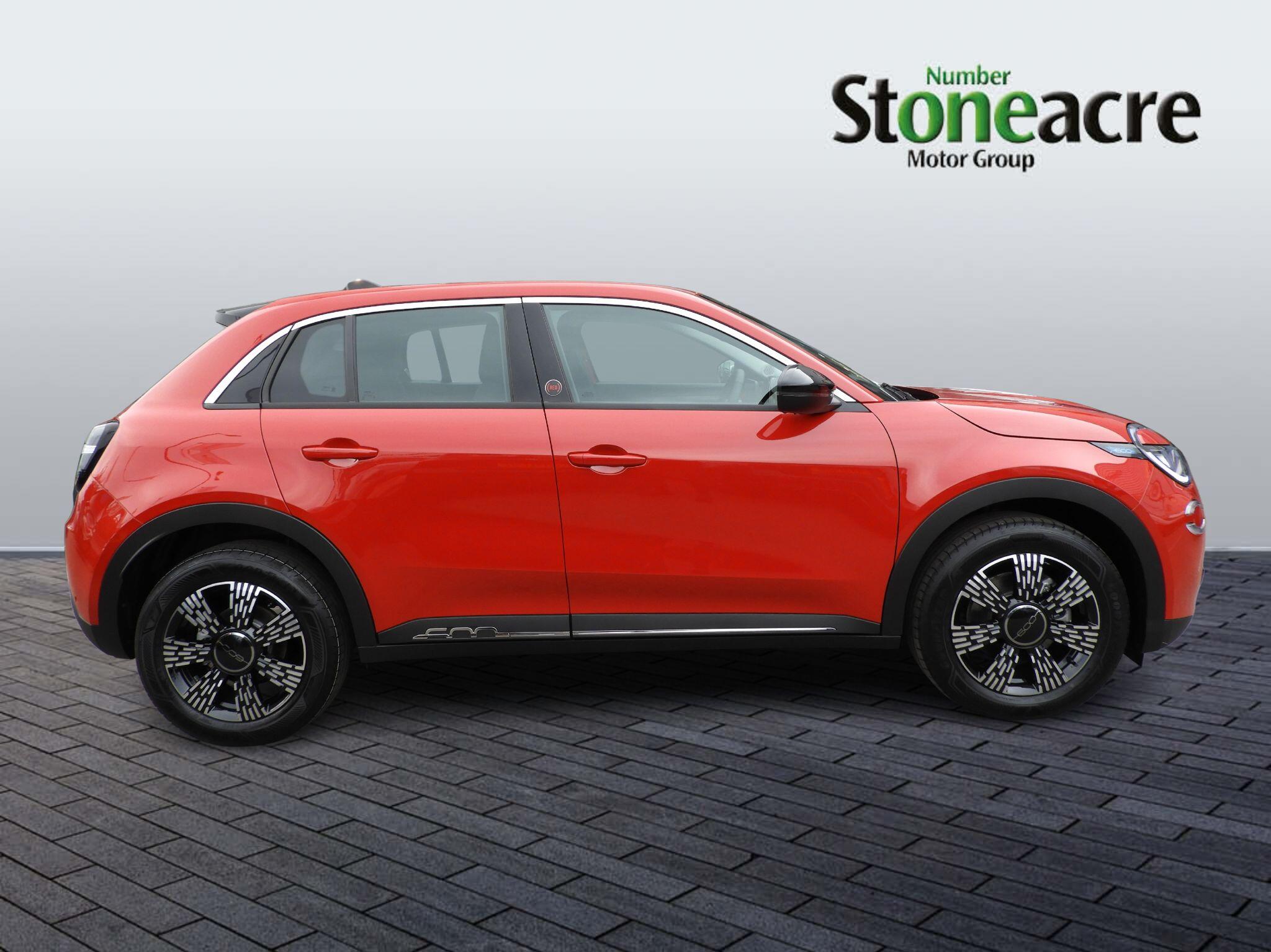 Fiat 600e 54kWh RED Auto 5dr BG75EWN Image 2