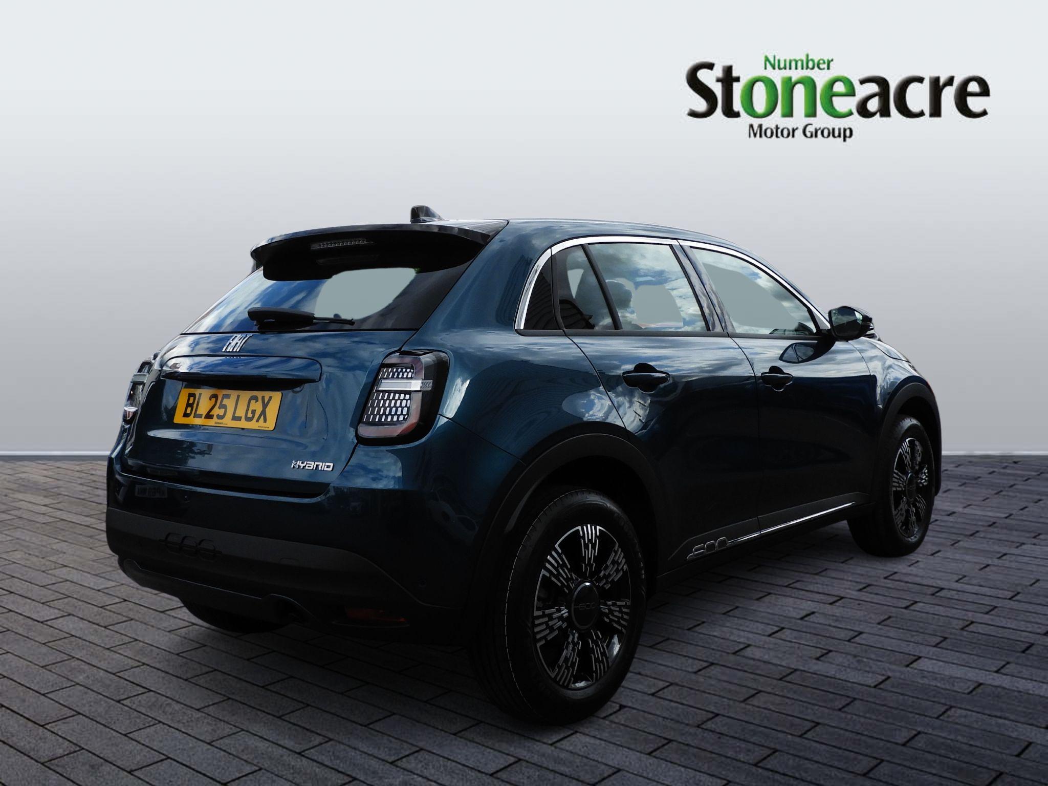 Fiat 600 1.2 MHEV 136 e-DCT Euro 6 (s/s) 5dr BX75WRV Image 3