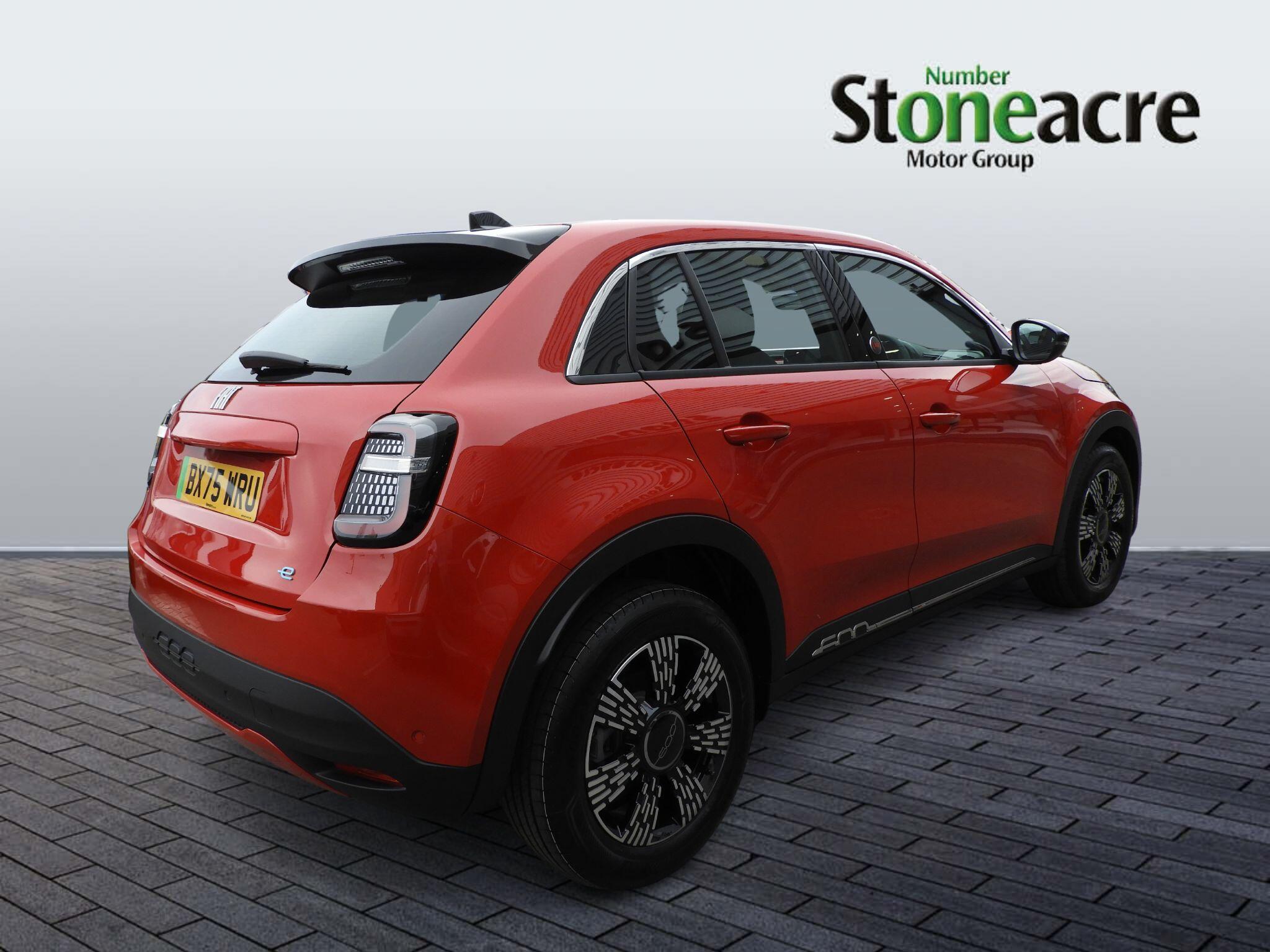 Fiat 600e 54kWh RED Auto 5dr BX75WRU Image 3