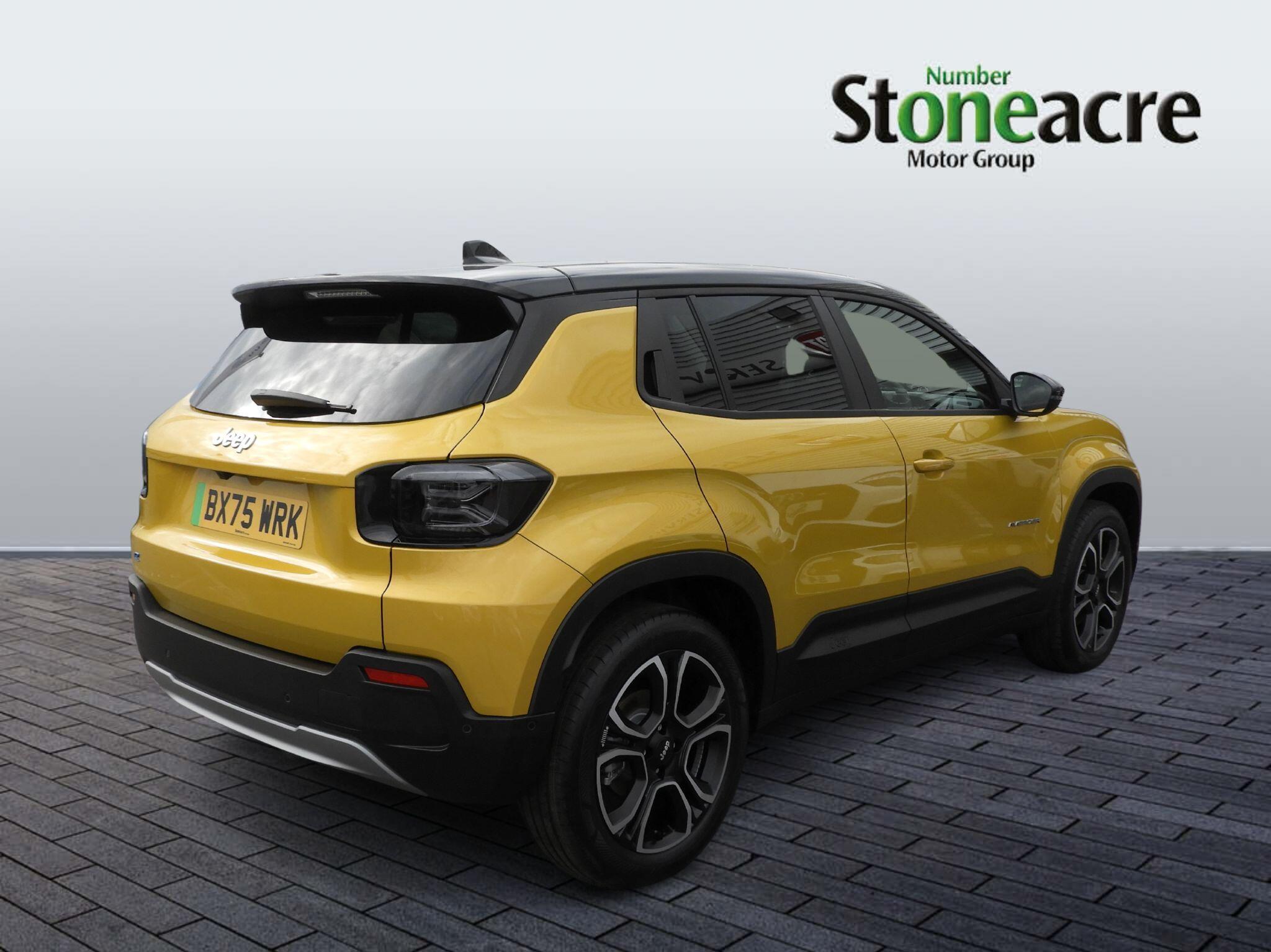 Jeep Avenger Electric 54kWh e-Summit Auto 5dr BX75WRK Image 3