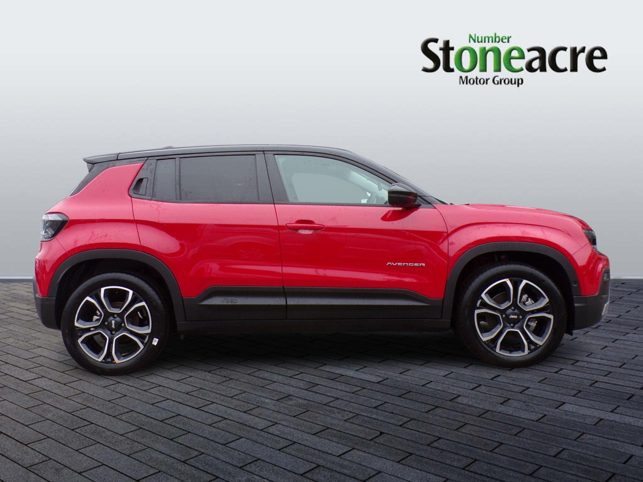 Jeep Avenger Electric 54kWh e-Summit Auto 5dr YP75MJU Image 2