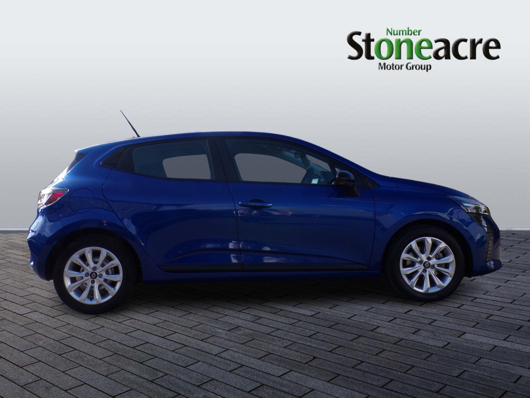 Renault Clio E-Tech 1.6 E-TECH full hybrid 145 Evolution 5dr Auto BG73ZGE Image 2