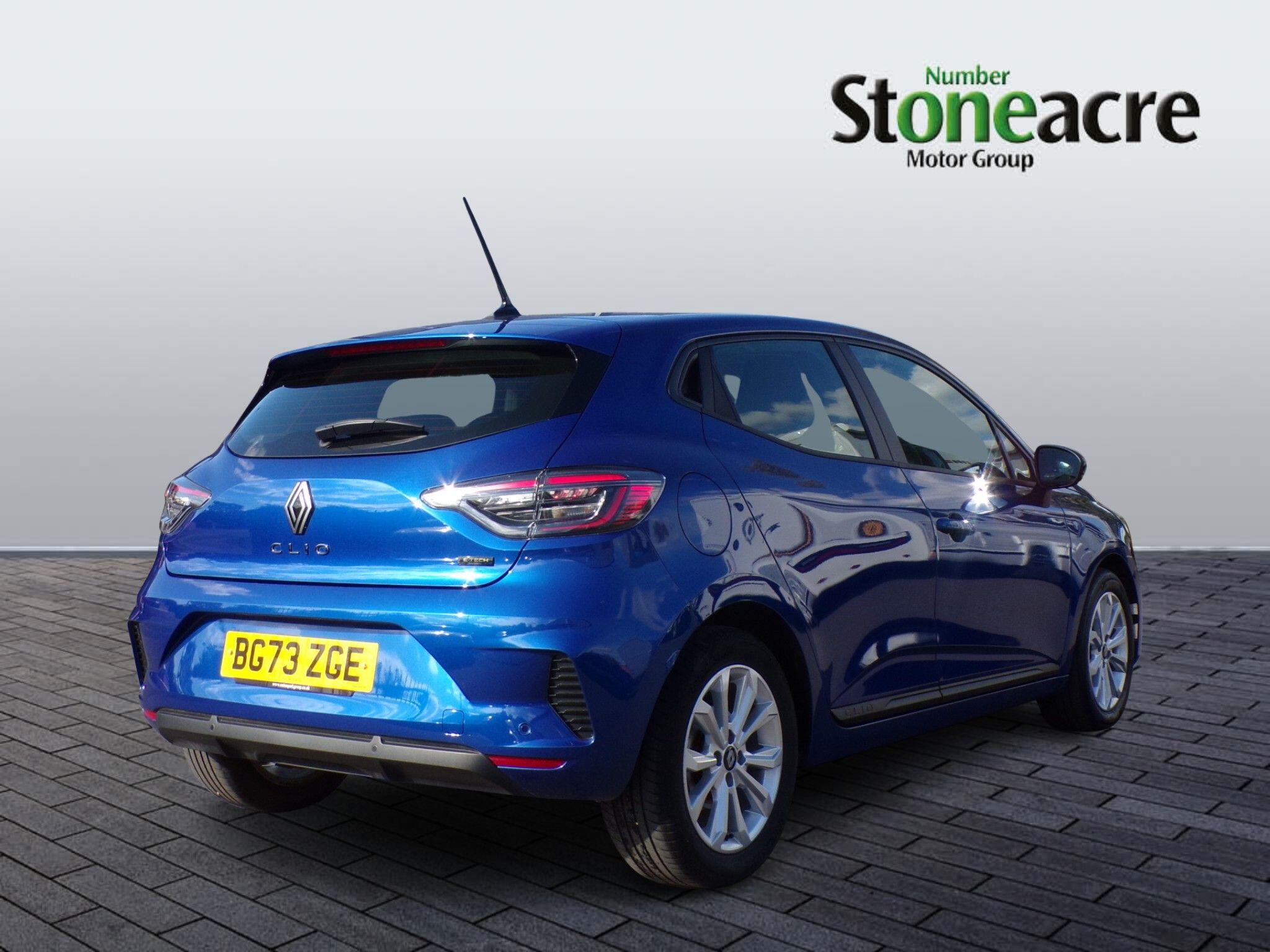 Renault Clio E-Tech 1.6 E-TECH full hybrid 145 Evolution 5dr Auto BG73ZGE Image 3