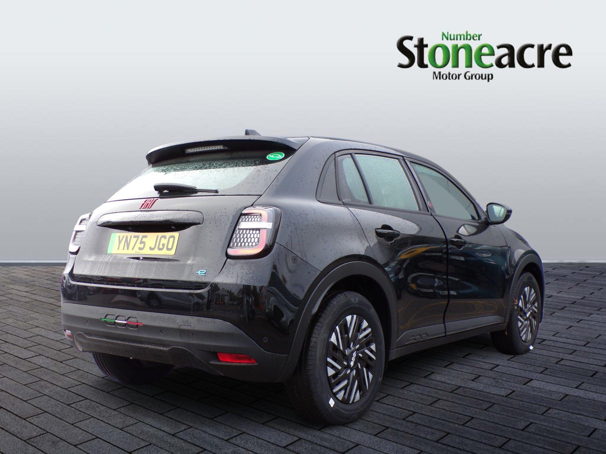Fiat 600e 54kWh RED Auto 5dr YN75JGO Image 3