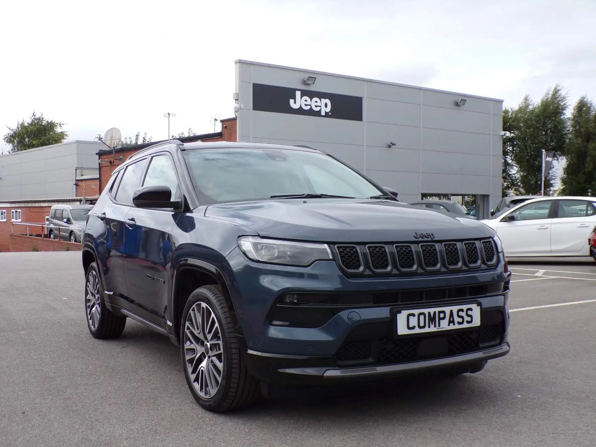 Jeep Compass 1.5 T4 MHEV Summit DCT FWD Euro 6 (s/s) 5dr Image 1