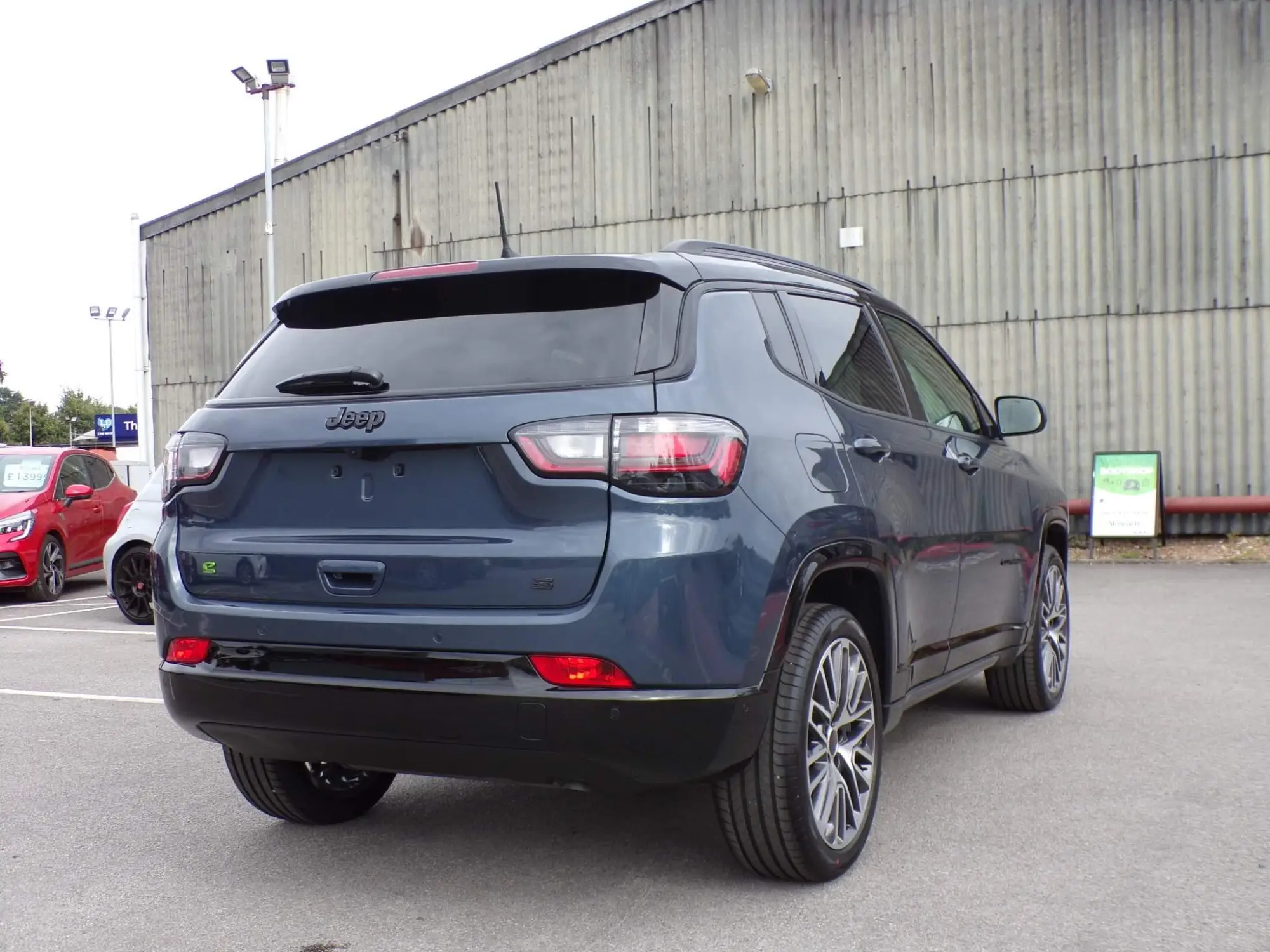 Jeep Compass 1.5 T4 MHEV Summit DCT FWD Euro 6 (s/s) 5dr Image 3