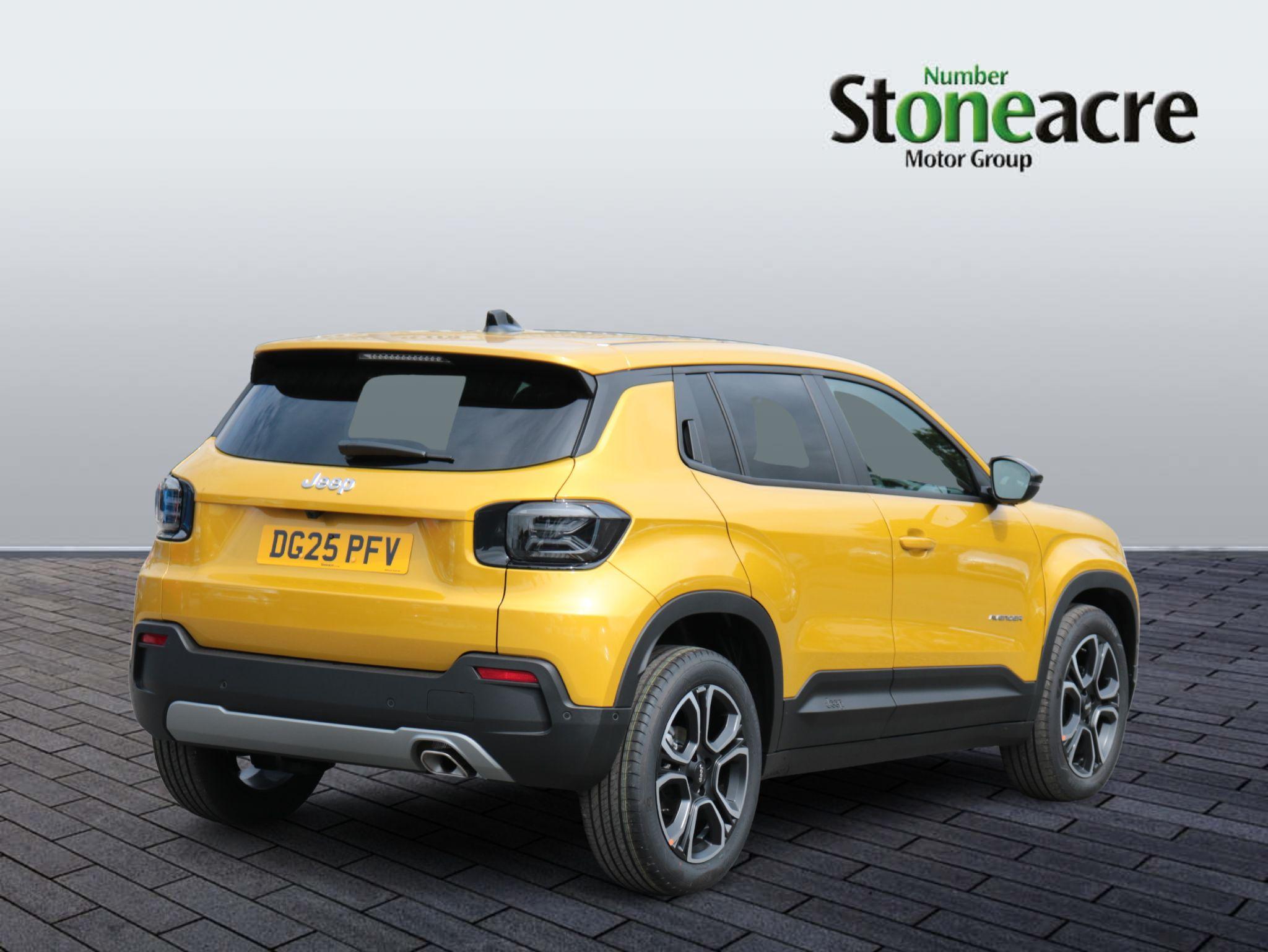 Jeep Avenger 1.2 Summit Euro 6 (s/s) 5dr DG25PFV Image 2