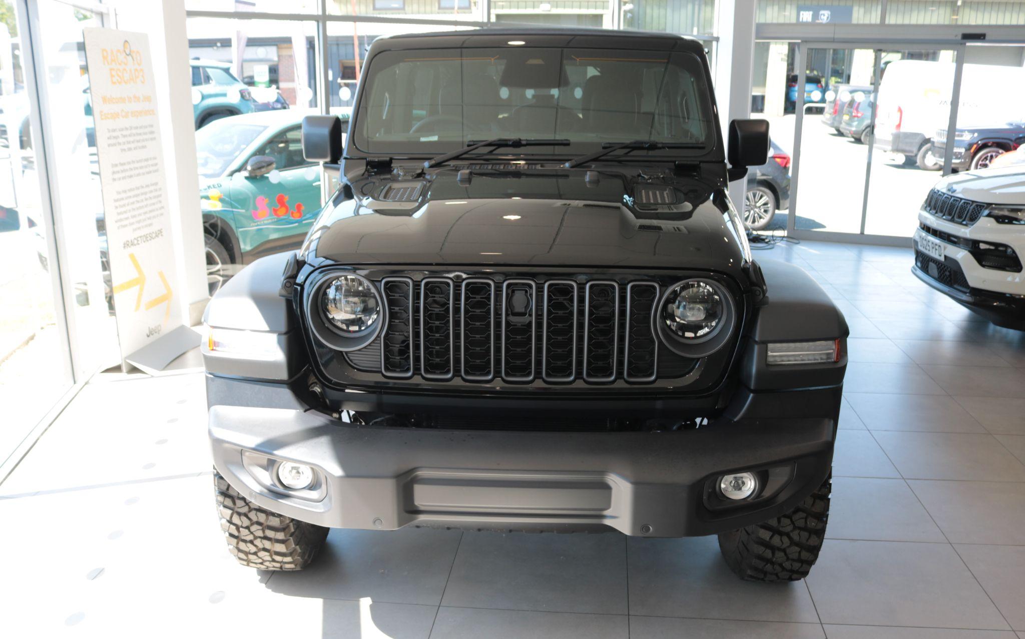 Jeep Wrangler Image 2