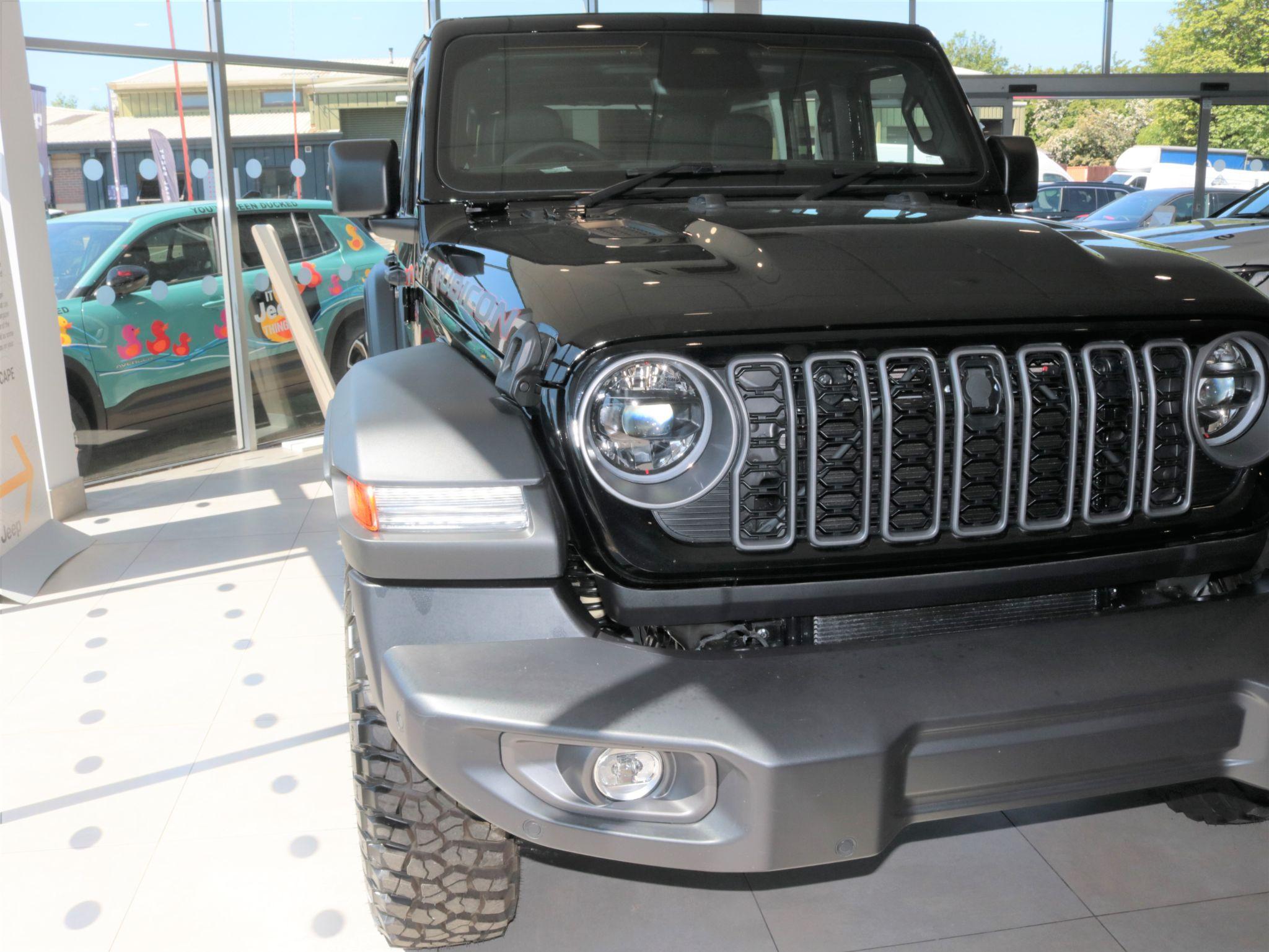 Jeep Wrangler 2.0 GME Rubicon Auto 4WD Euro 6 (s/s) 4dr null Image 3