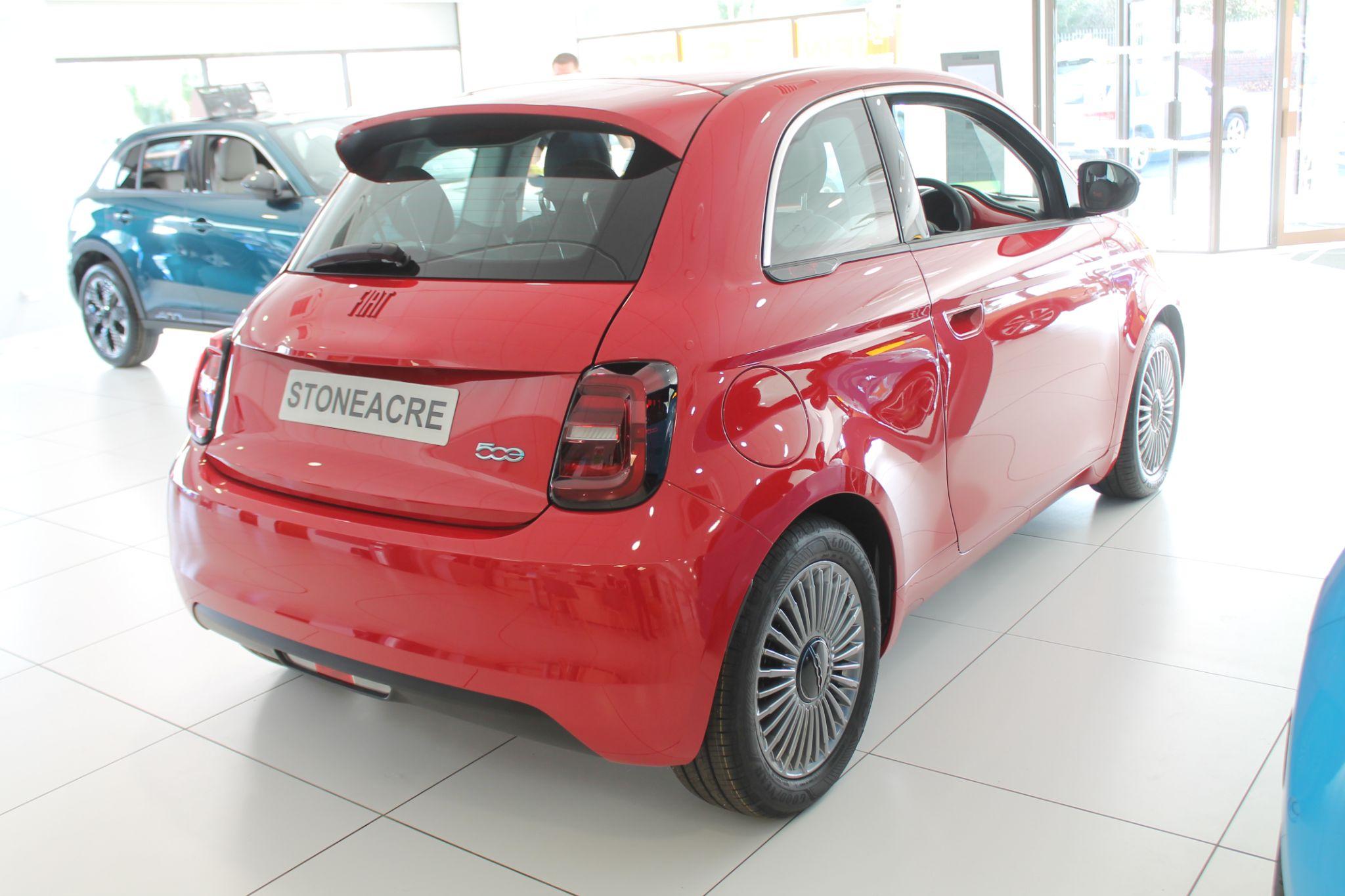 Fiat 500e Image 3