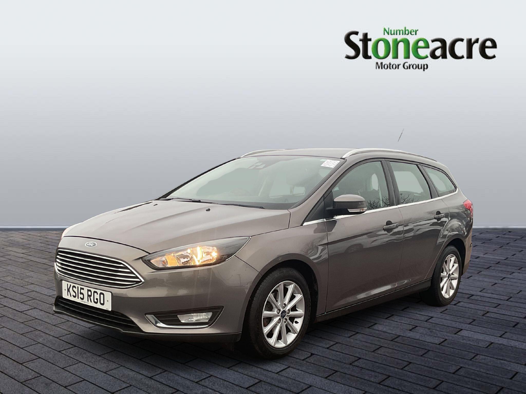 Ford Focus Estate 1.6 Titanium Powershift Euro 6 Estate 5dr KS15RGO Image 3