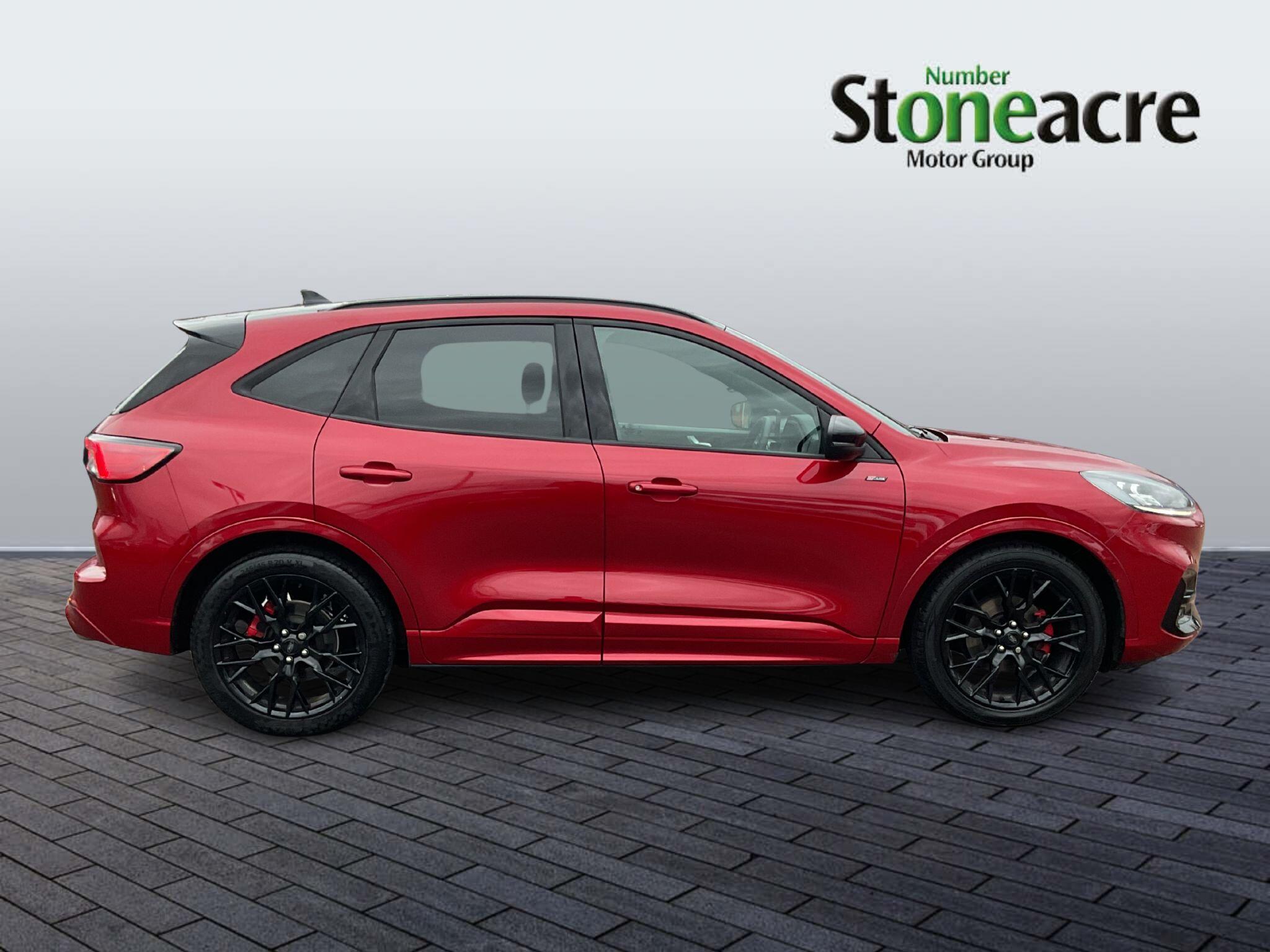 Ford Kuga 1.5T EcoBoost Black Package Edition Euro 6 (s/s) 5dr AX24BGF Image 2