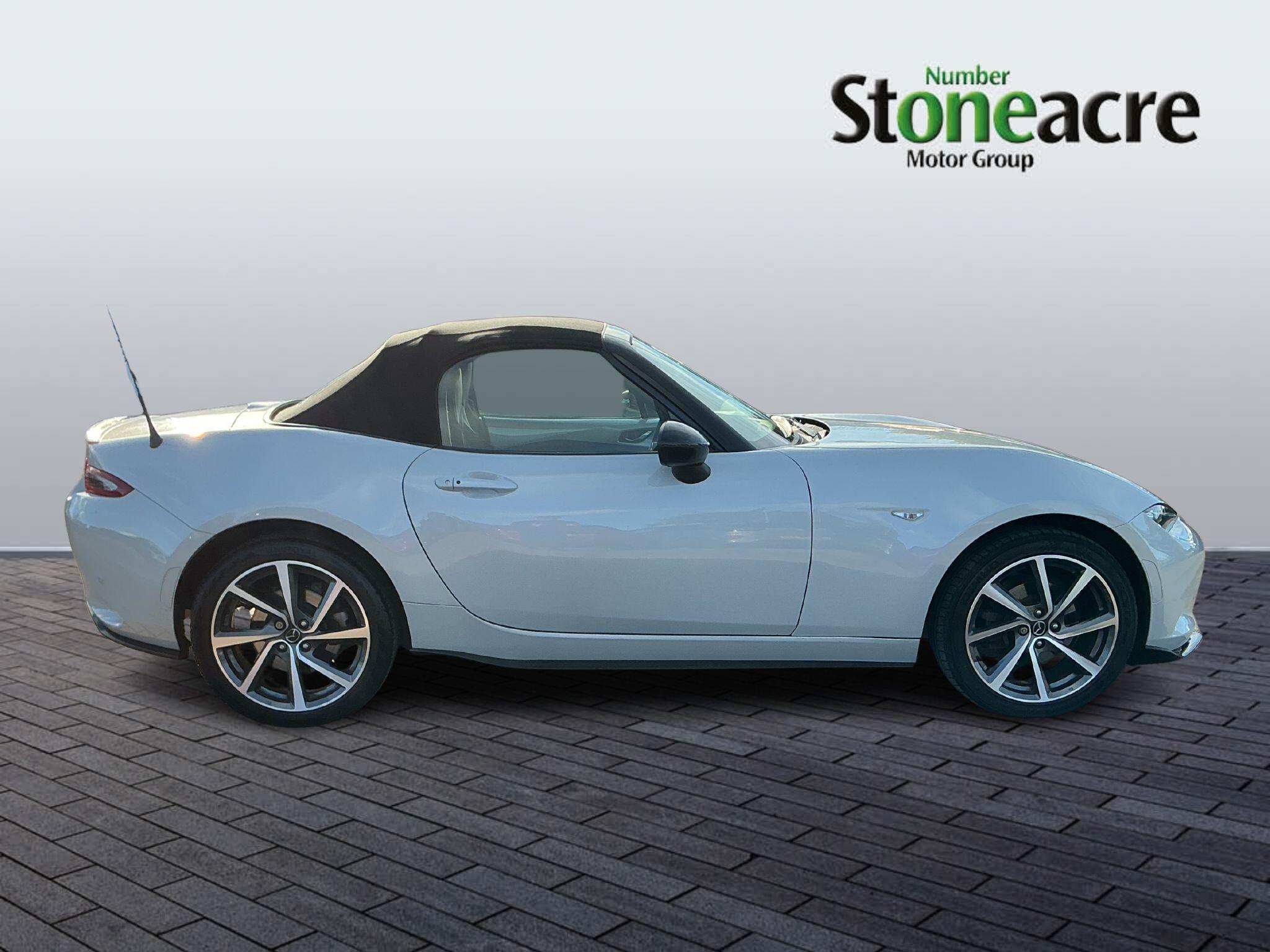 Mazda MX-5 2.0 SKYACTIV-G Sport Recaro Convertible 2dr Petrol Manual Euro 6 (160 ps) VK16RPU Image 2
