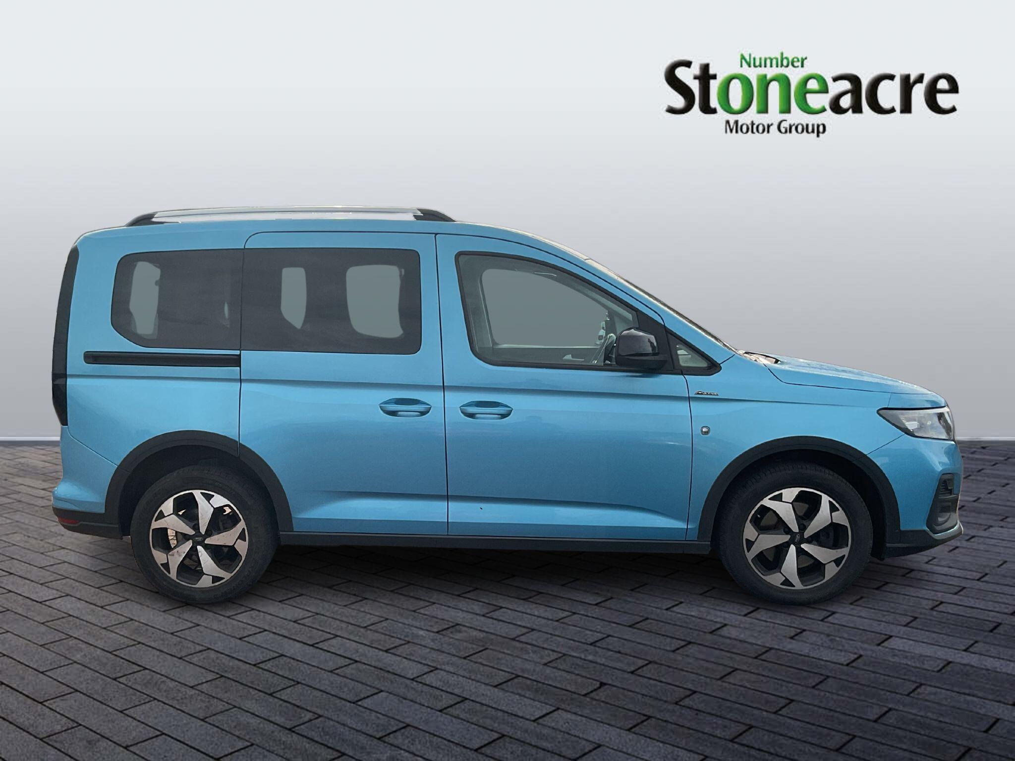 Ford Tourneo Connect 2.0 EcoBlue Active DCT Euro 6 (s/s) 5dr SB22ZFA Image 2