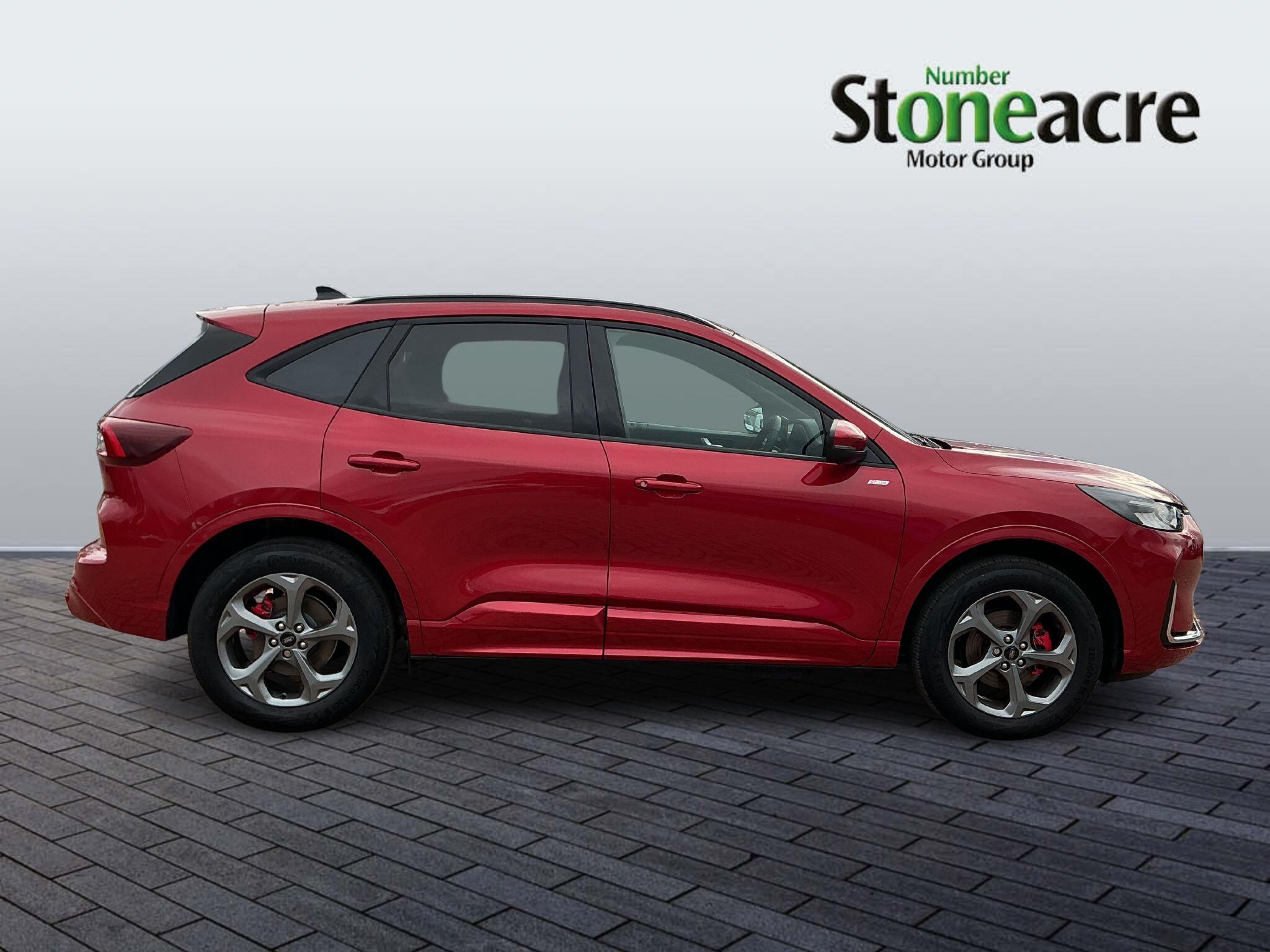 Ford Kuga 2.5 EcoBoost Duratec 14.4kWh ST-Line CVT Euro 6 (s/s) 5dr YC75XNU Image 2