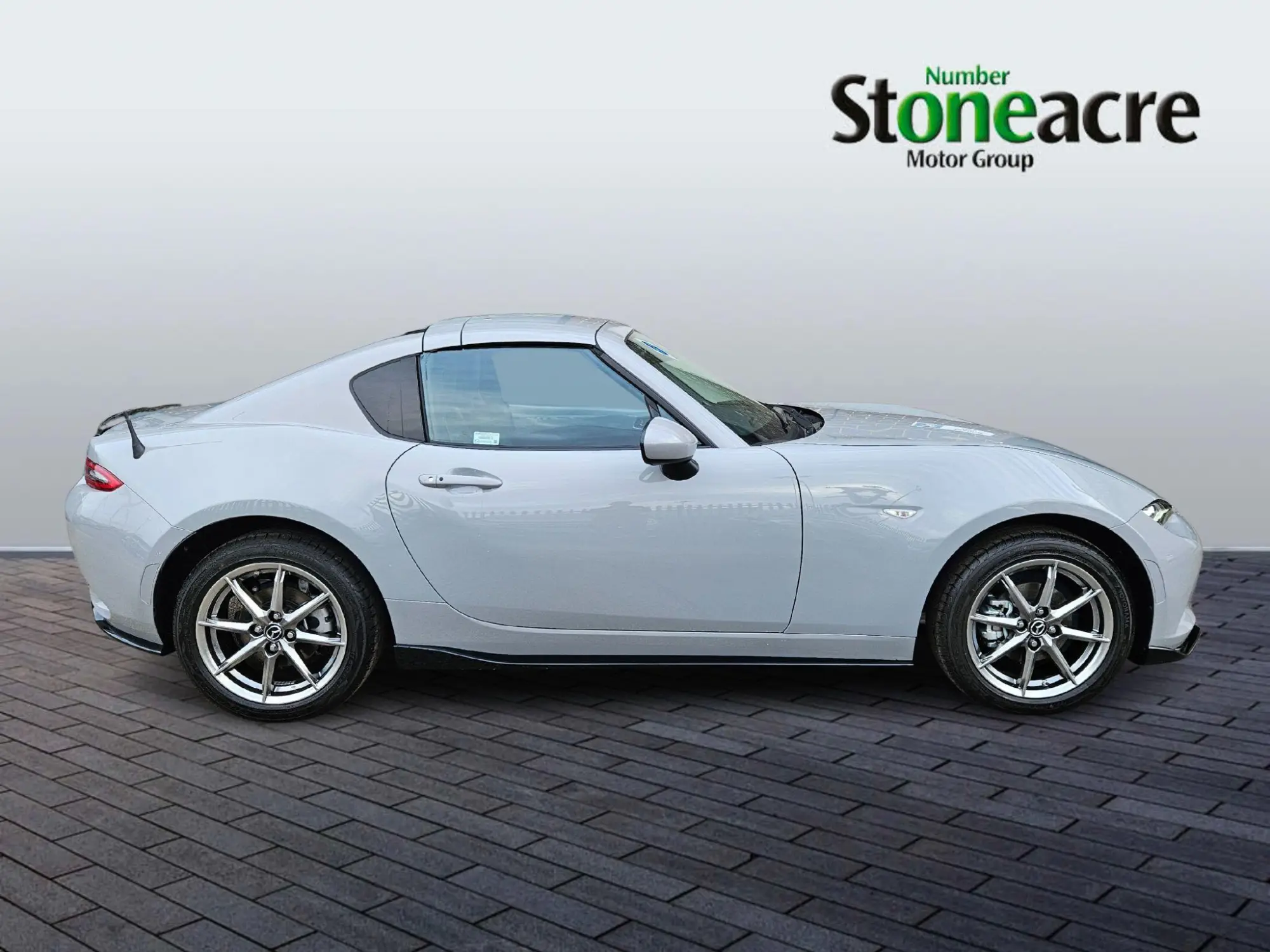 Mazda MX-5 RF 1.5 SKYACTIV-G Exclusive-Line Euro 6 (s/s) 2dr NA75JWJ Image 2