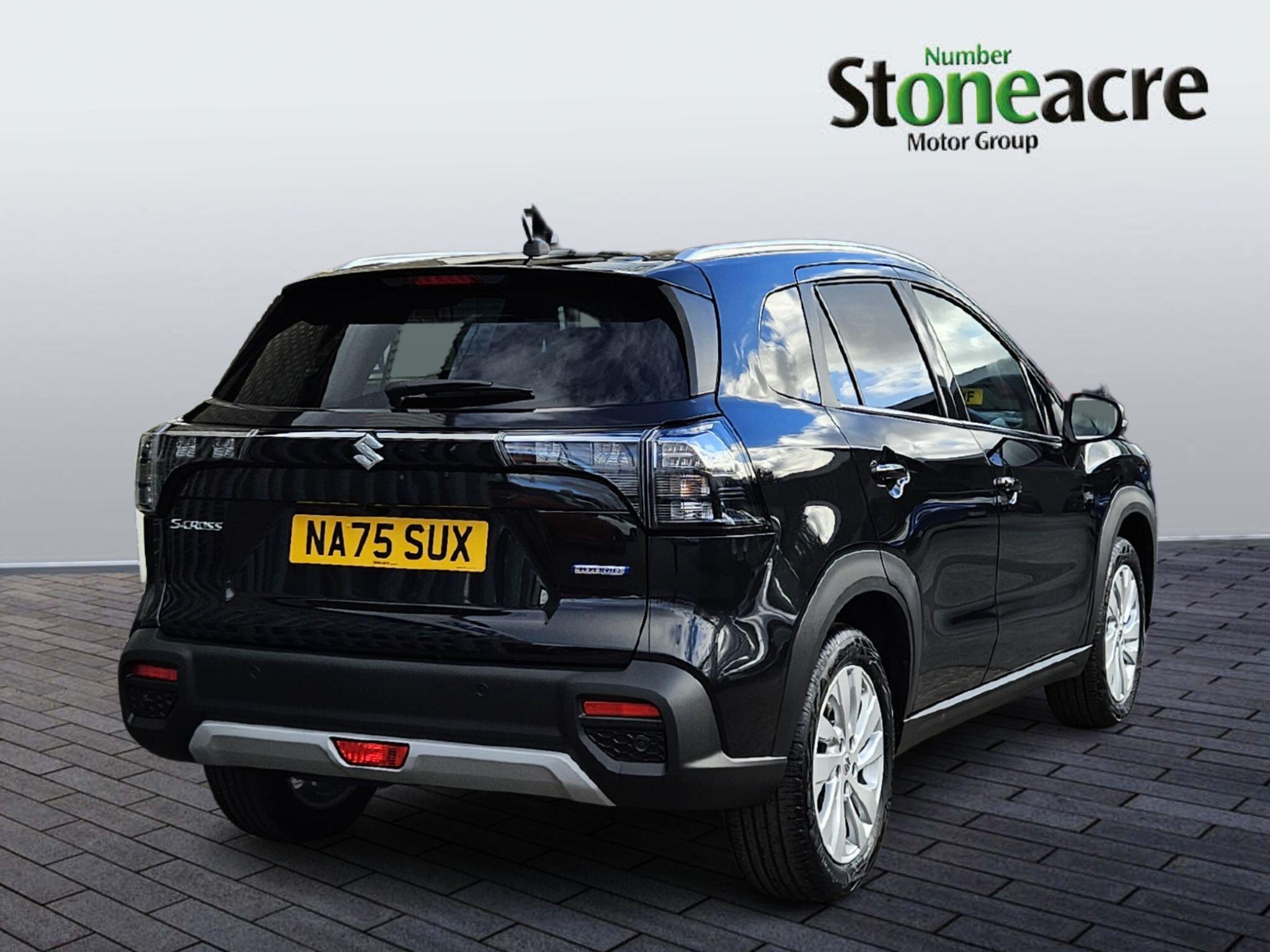 Suzuki S-Cross 1.4 Boosterjet 48V Hybrid Motion 5dr NA75SUX Image 3