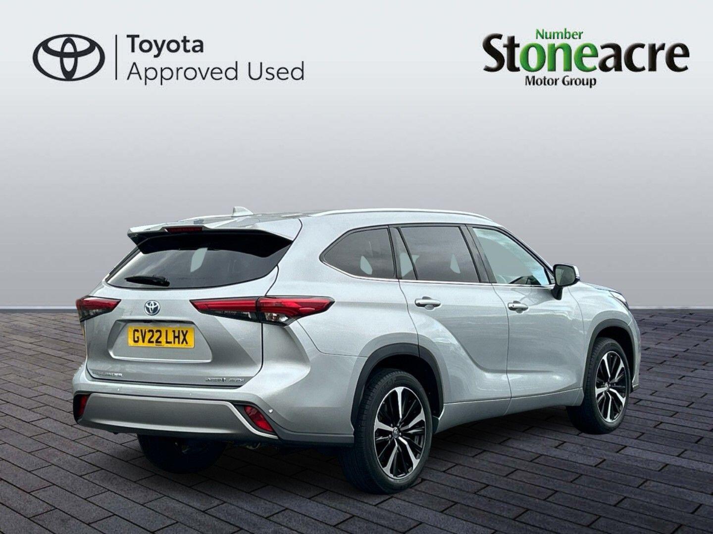 Toyota Highlander Image 3