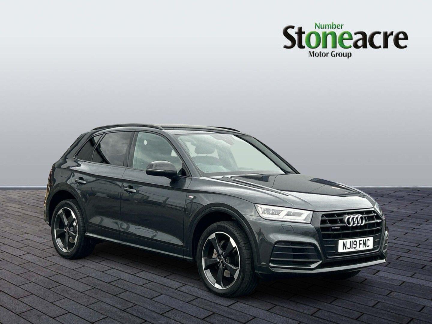 Audi Q5 2.0 TDI 40 Black Edition S Tronic quattro Euro 6 (s/s) 5dr NJ19FMC Image 1