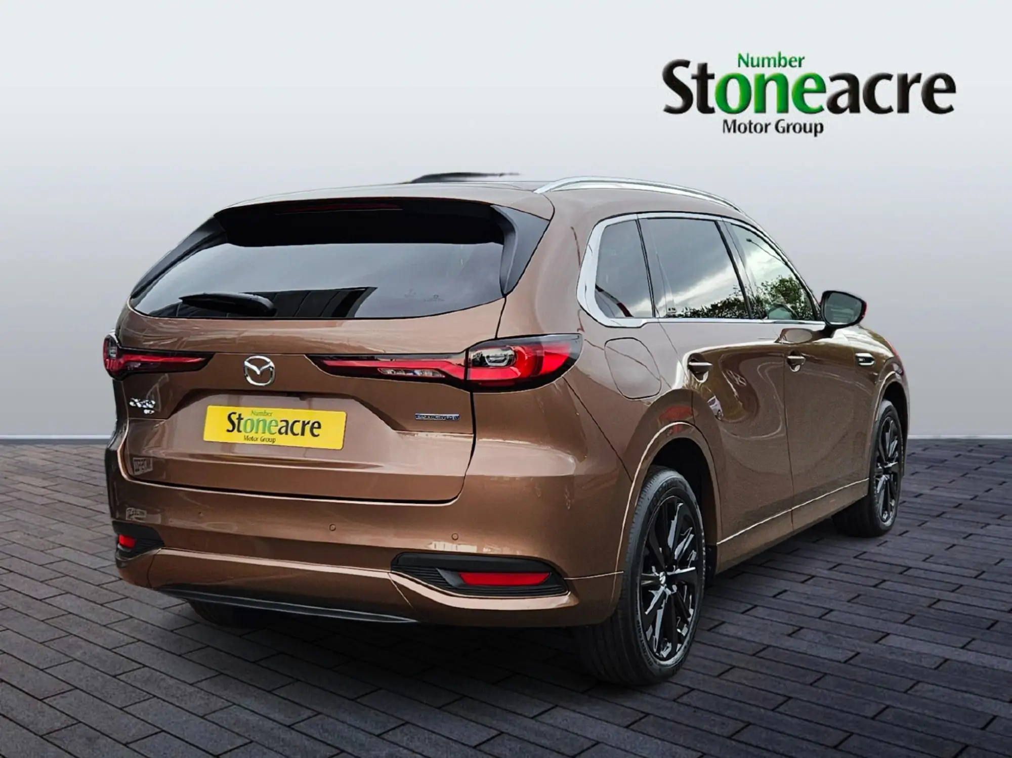 Mazda CX-80 PHEV 2.5 e-SKYACTIV 17.8kWh Homura Plus Auto 4WD Euro 6 5dr NL75BBK Image 3