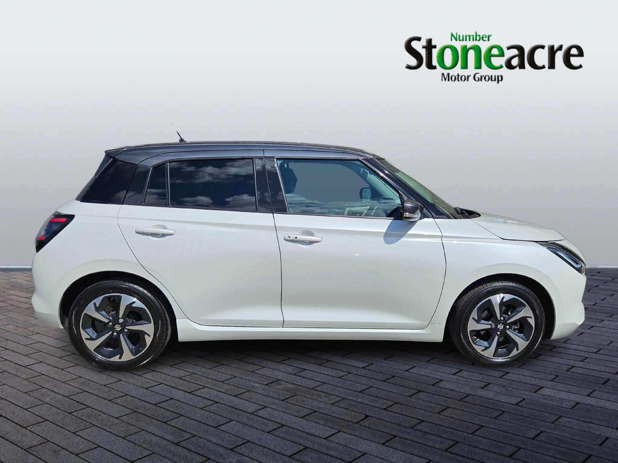 Suzuki Swift 1.2 MHEV Ultra Euro 6 (s/s) 5dr YV24FKS Image 2