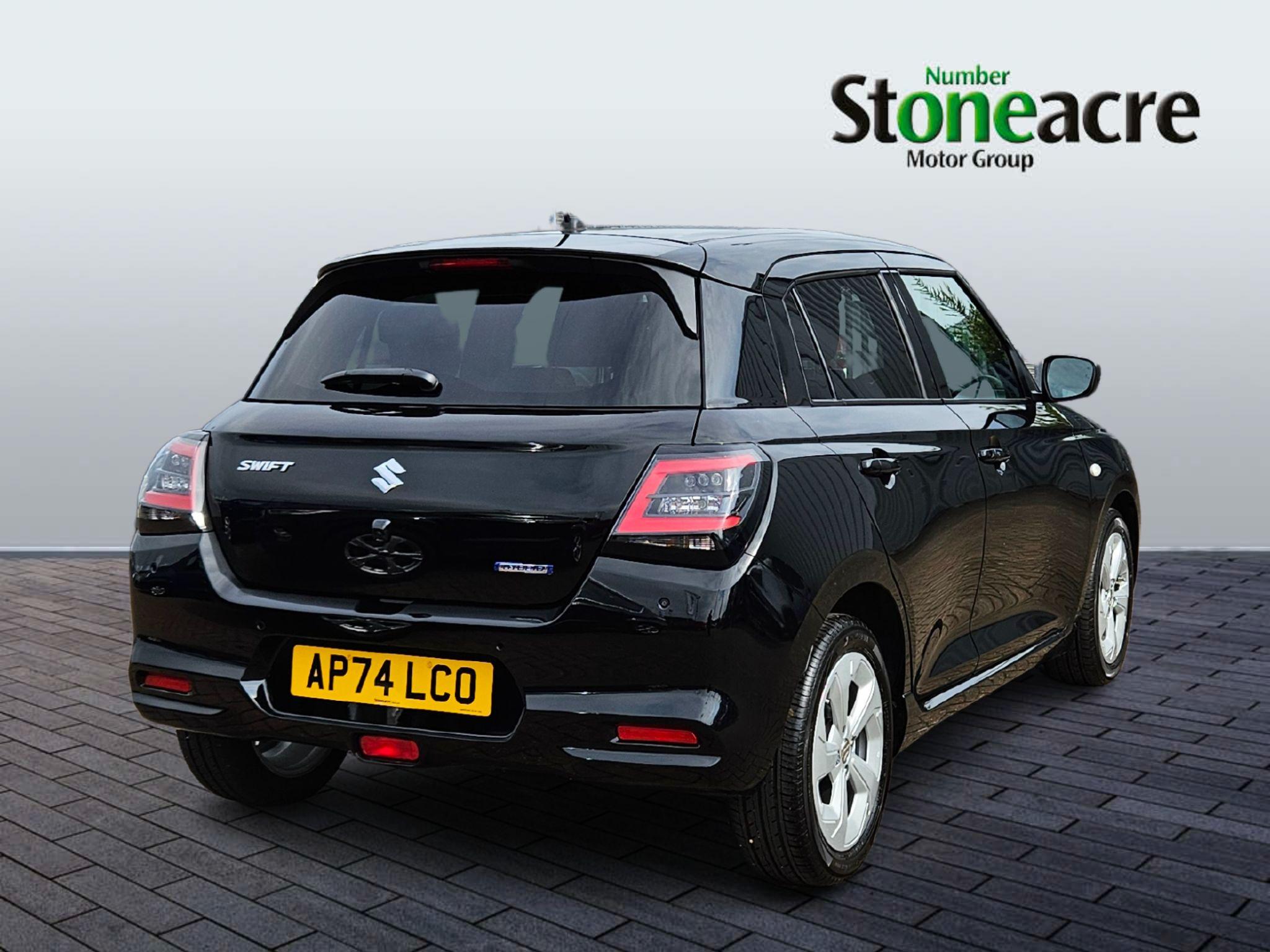 Suzuki Swift 1.2 MHEV Motion Euro 6 (s/s) 5dr AP74LCO Image 3
