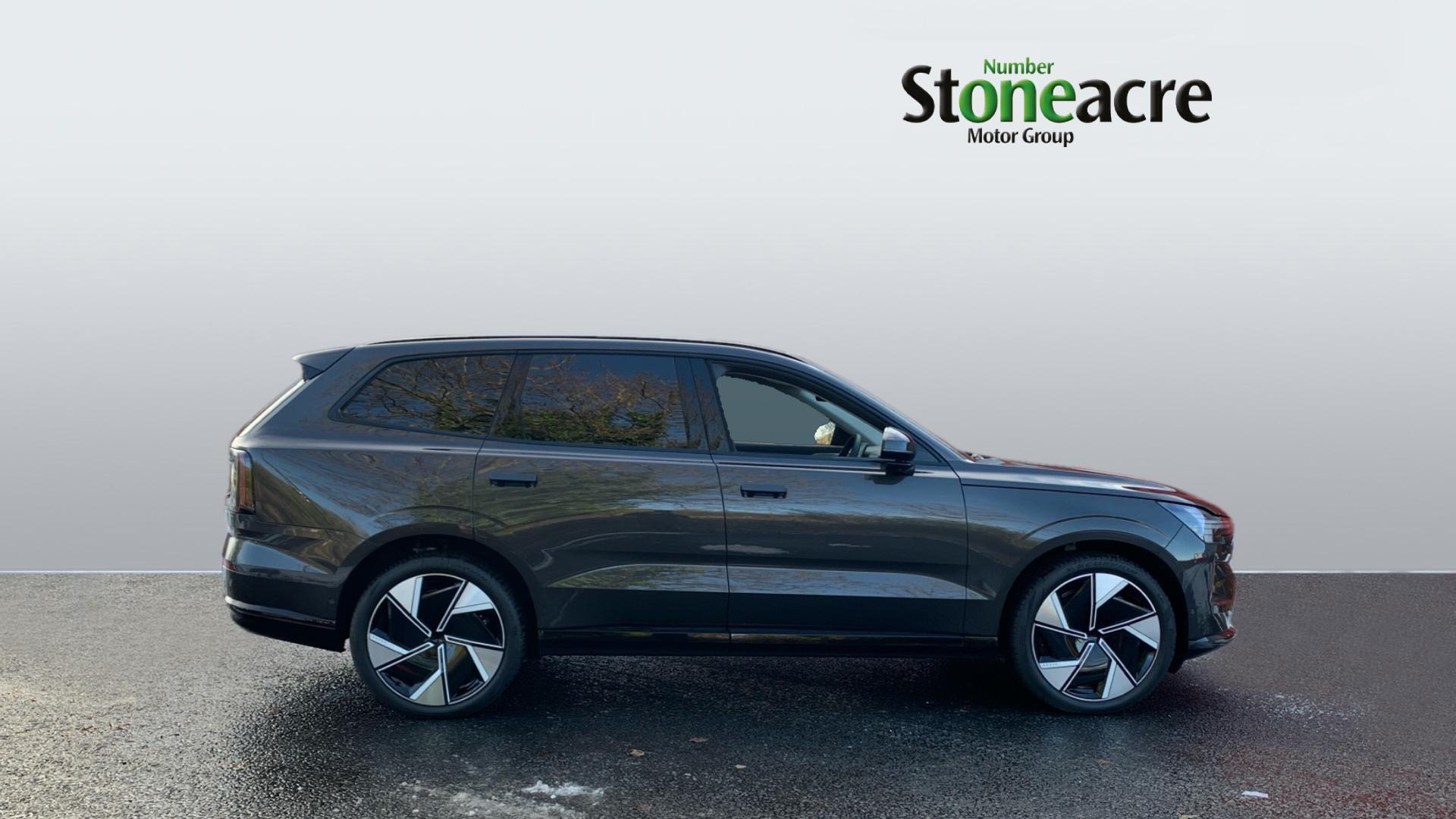 Volvo EX90 Twin Performance 111kWh Ultra Auto 4WD 5dr YT75WMW Image 3