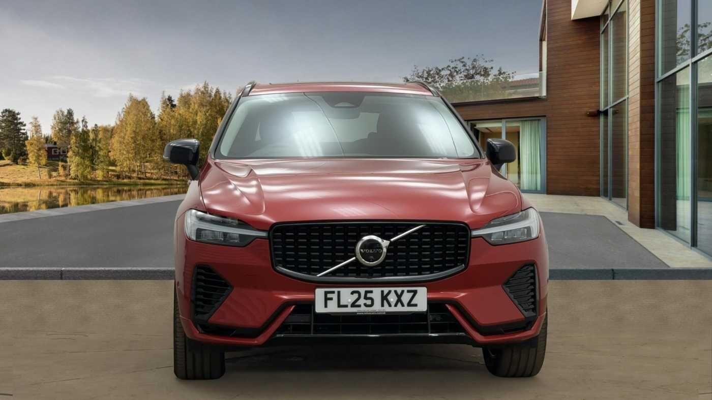 Volvo XC60 2.0h T6 18.8kWh Plus Auto AWD Euro 6 (s/s) 5dr FL25KXZ Image 2
