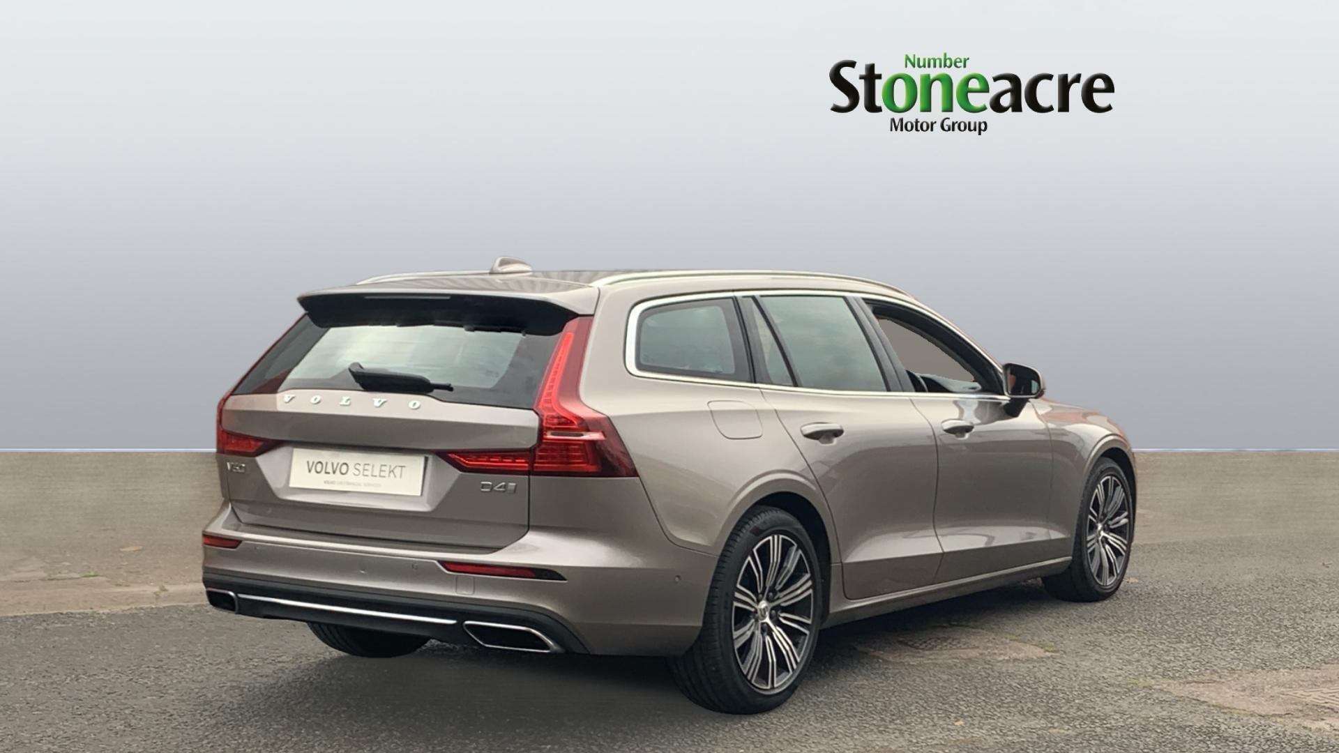 Volvo V60 2.0 D4 [190] Inscription 5dr Auto T25TOL Image 2