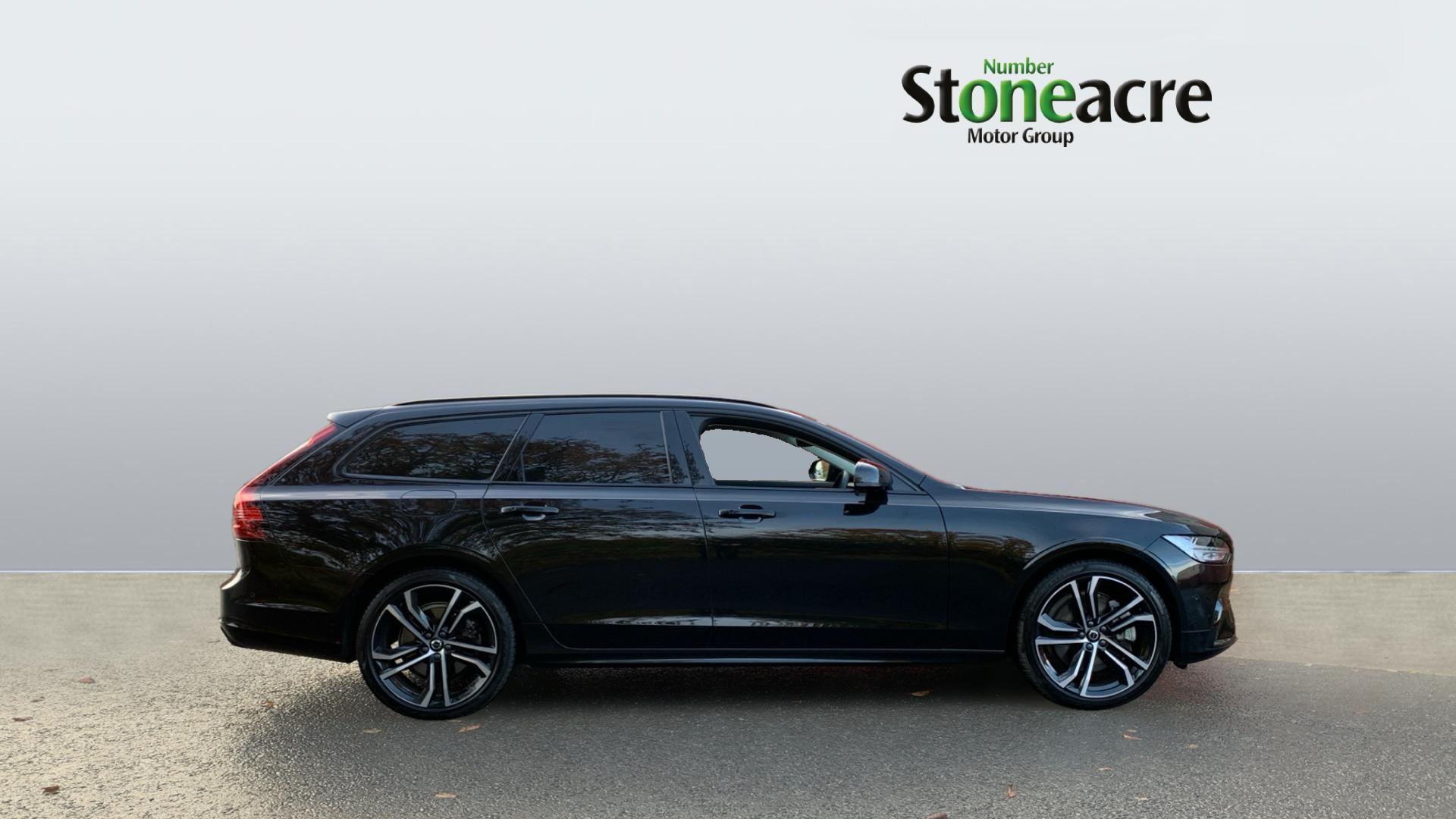 Volvo V90 Plug-In Hybrid 2.0h T8 18.8kWh Ultra Auto AWD Euro 6 (s/s) 5dr RJ74MYT Image 3