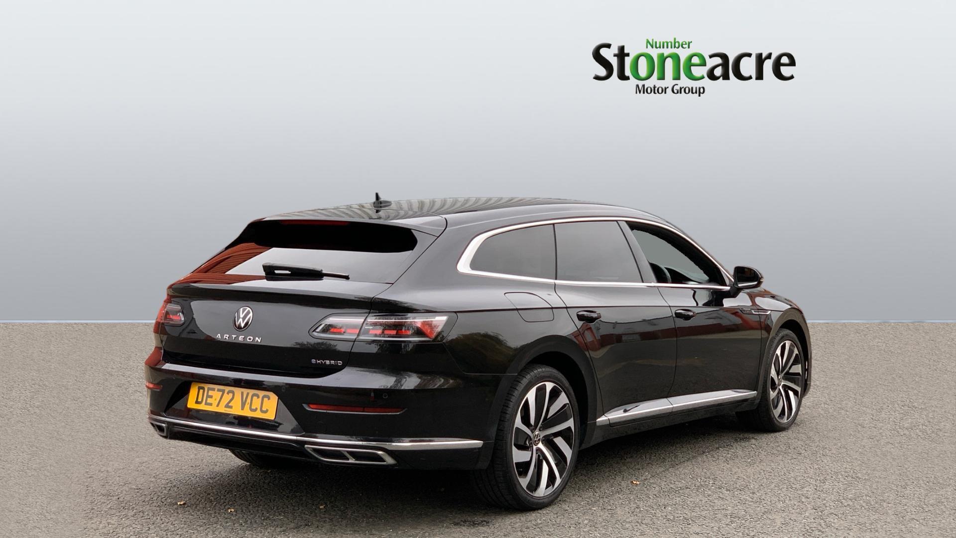 Volkswagen Arteon 1.4 TSI 13kWh R-Line Shooting Brake DSG Euro 6 (s/s) 5dr DE72VCC Image 2