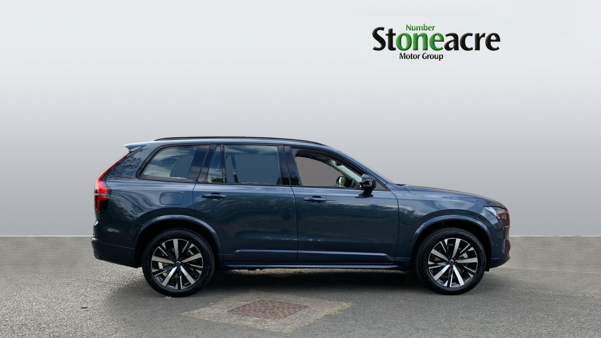 Volvo XC90 Image 3