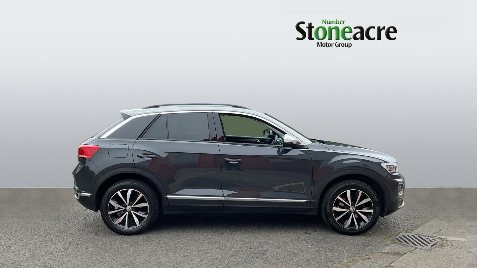 Volkswagen T-Roc Image 3