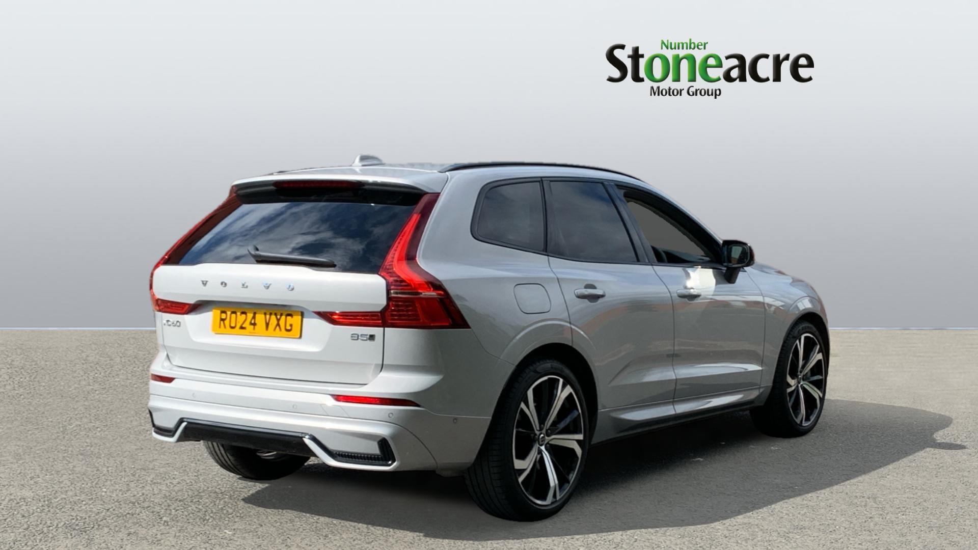 Volvo XC60 Ultimate Dark B5 (250 hp) RO24VXG Image 2