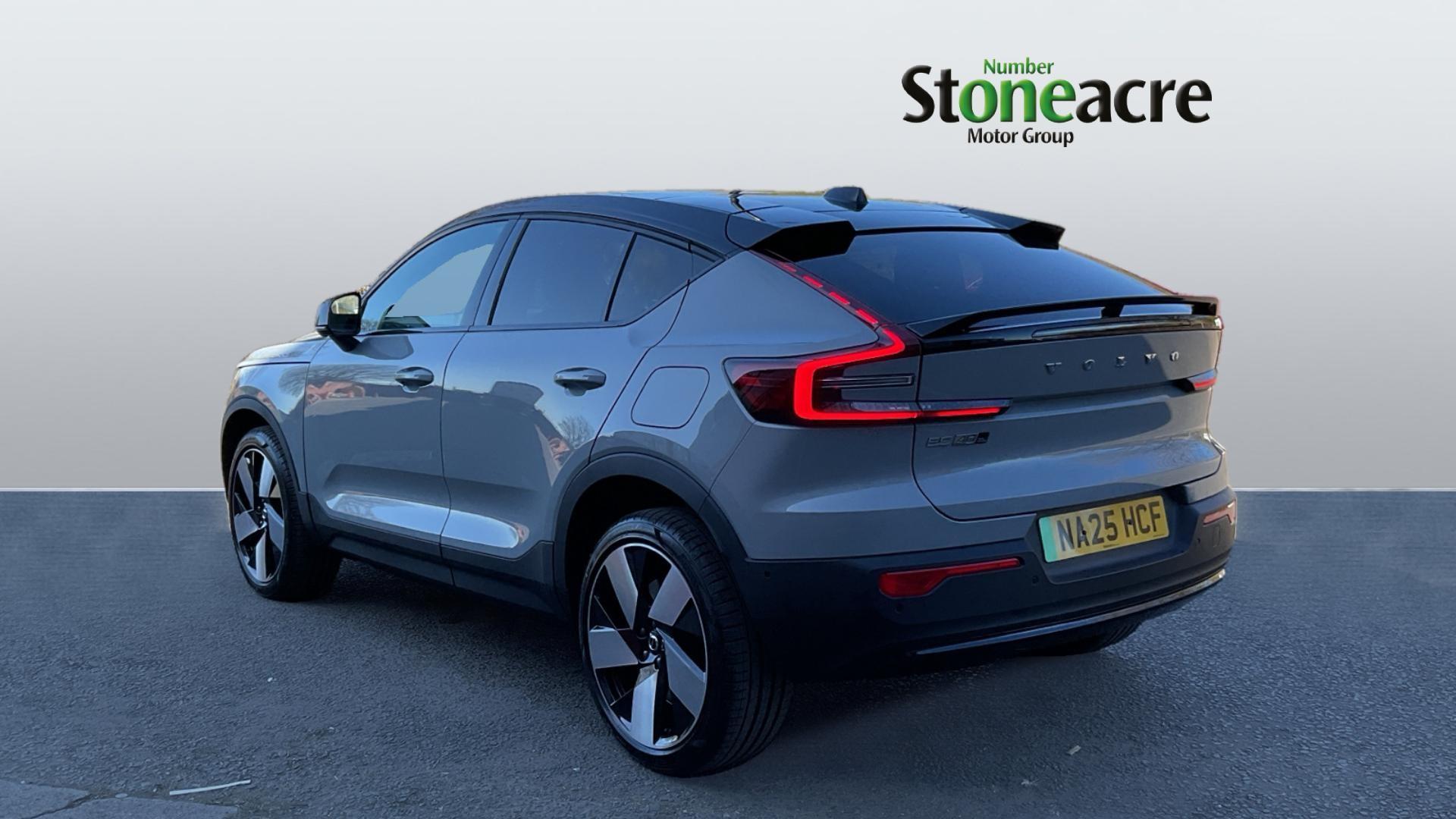 Volvo EC40 Twin Motor 82kWh Ultra Auto AWD 5dr NA25HCF Image 2