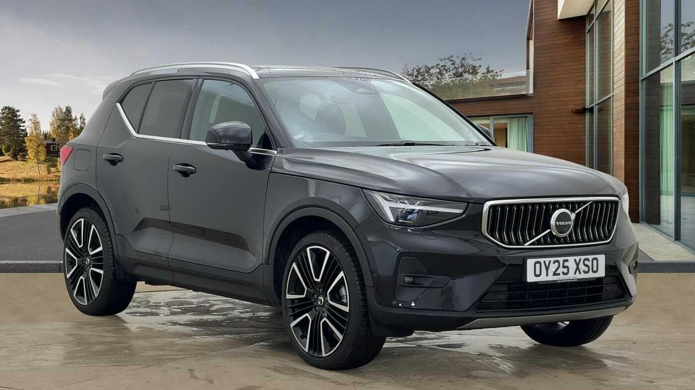 Volvo XC40 2.0 B3 MHEV Ultra Bright DCT Auto Euro 6 (s/s) 5dr OY25XSO Image 1