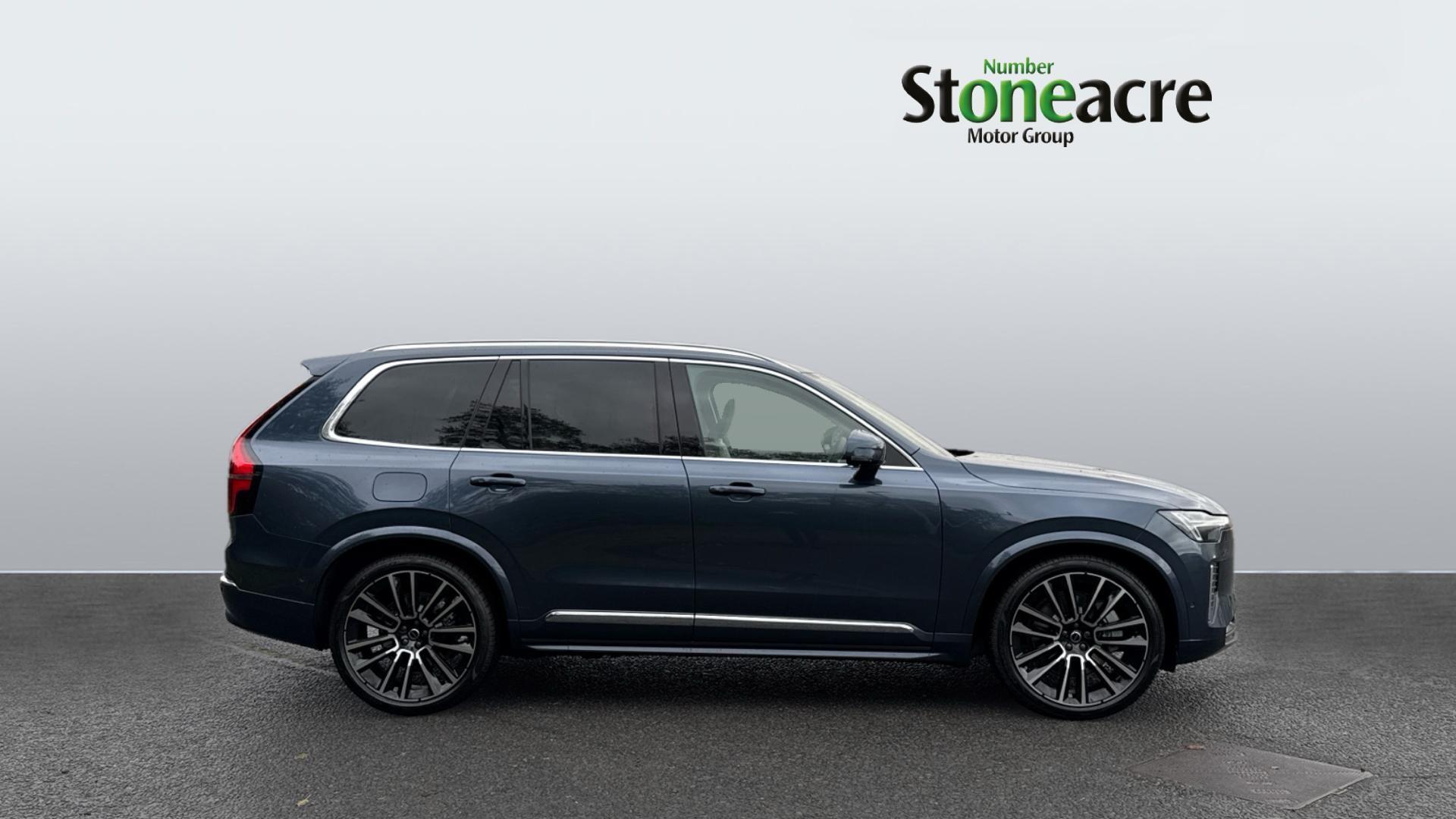 Volvo XC90 2.0 T8 18.8kWh Ultra Bright Auto 4WD Euro 6 (s/s) 5dr NV75FCN Image 3