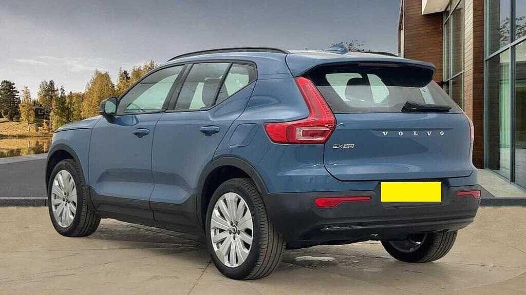 Volvo EX40 Single Motor 69kWh Core Auto 5dr NU75KDF Image 3