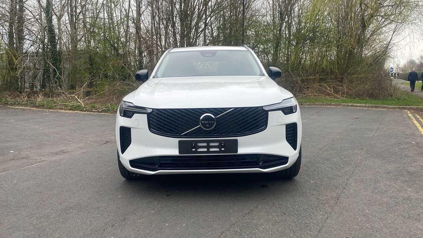 Volvo XC90 2.0 B5 MHEV Plus Auto 4WD Euro 6 (s/s) 5dr NA75AVK Image 2