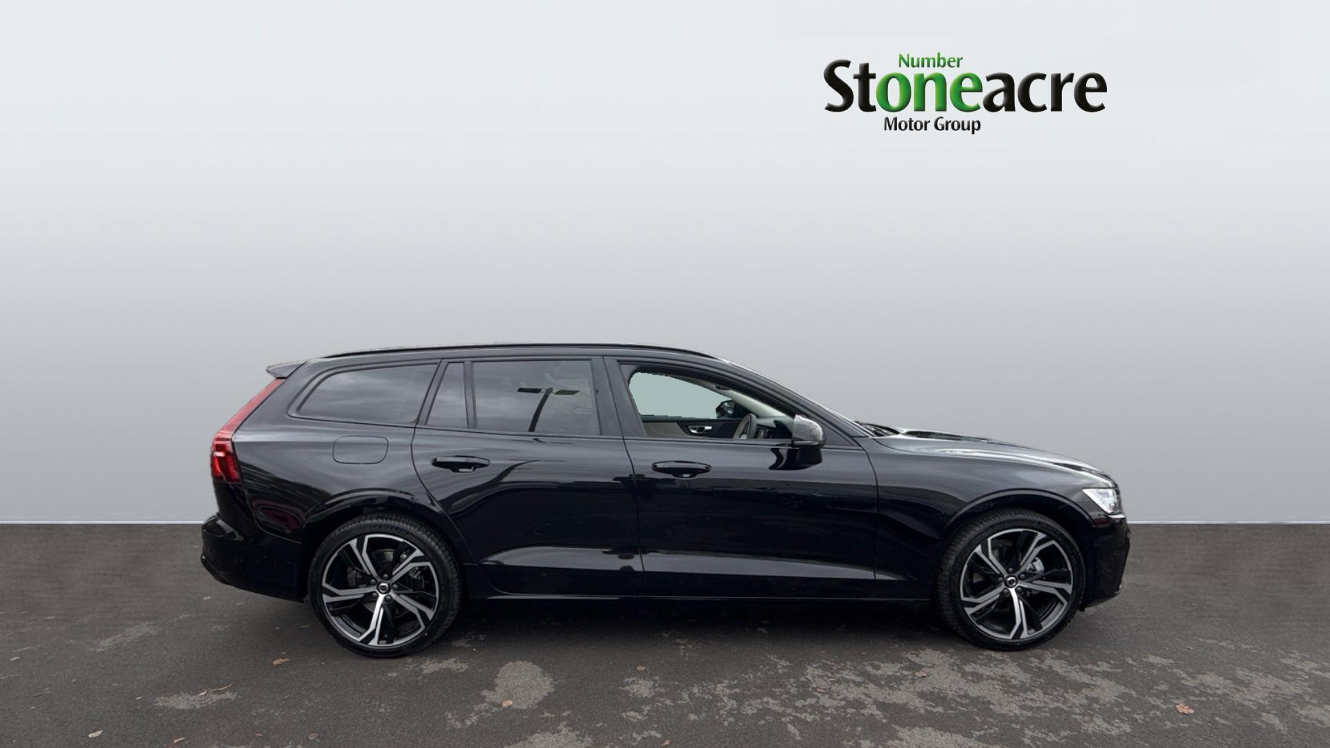 Volvo V60 Image 3