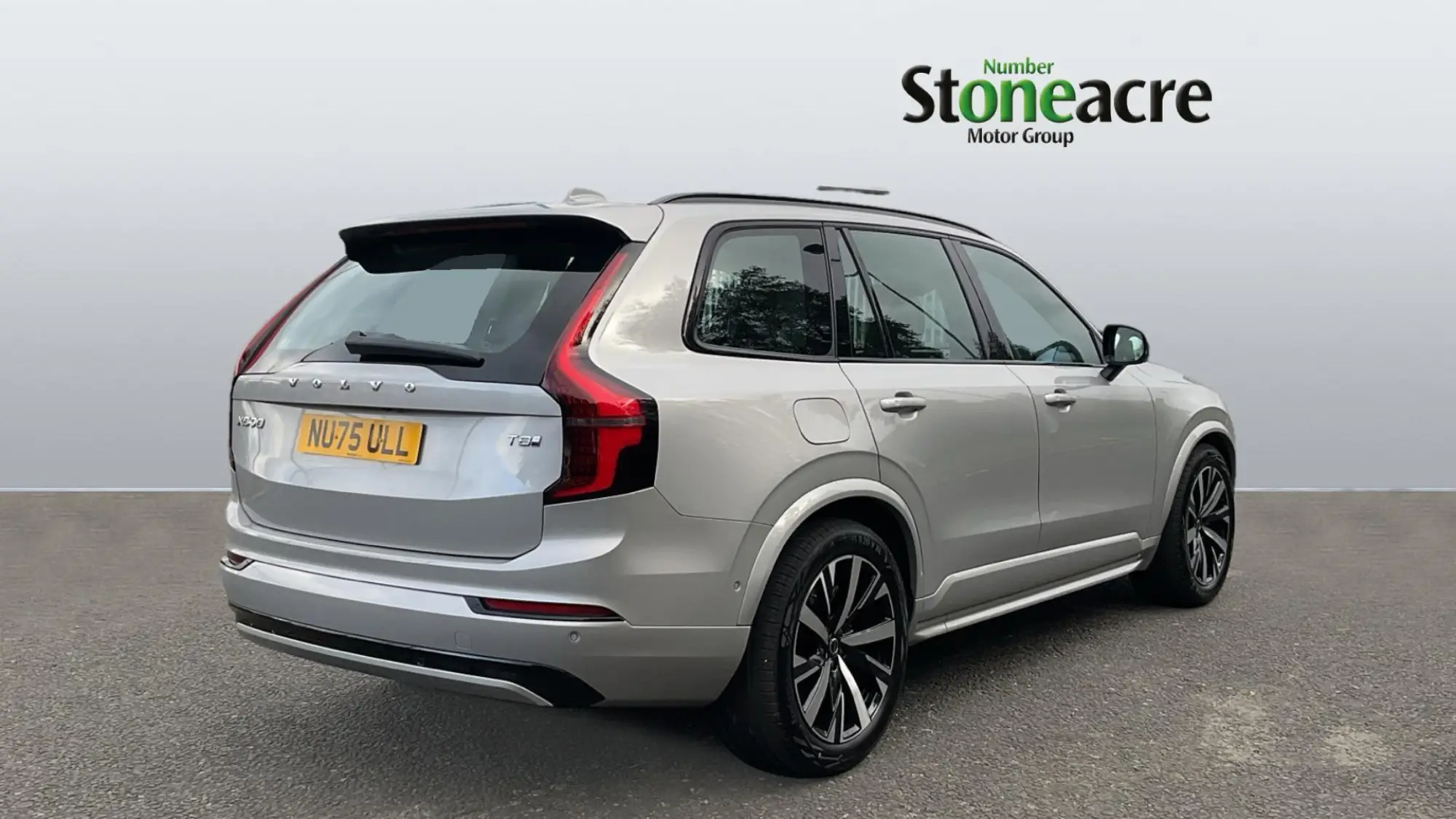 Volvo XC90 Image 2