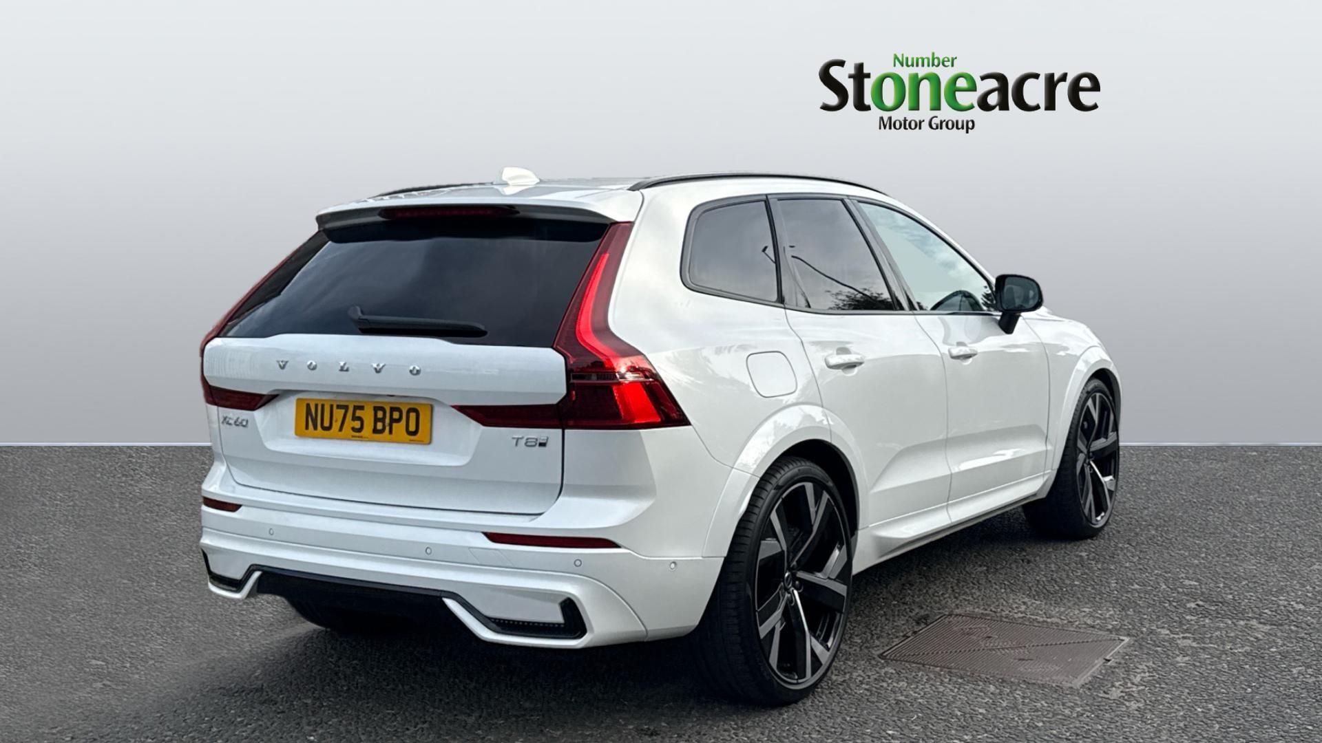 Volvo XC60 Image 2